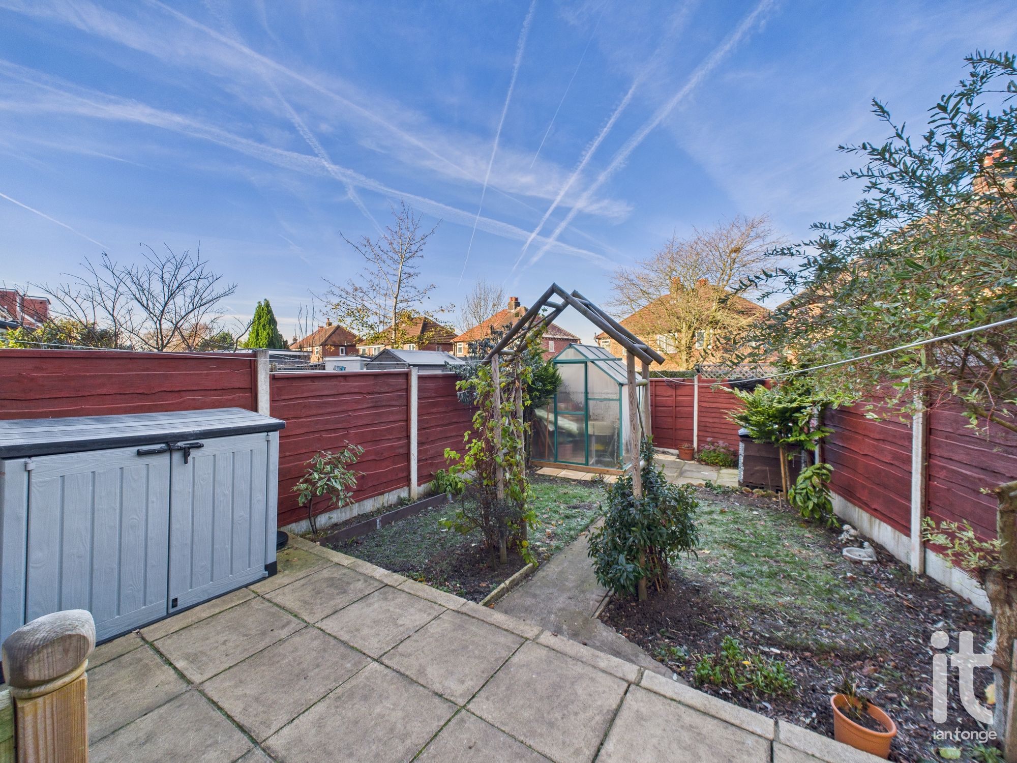2 bedroom semi-detached house SSTC in Stockport - Photograph 15.