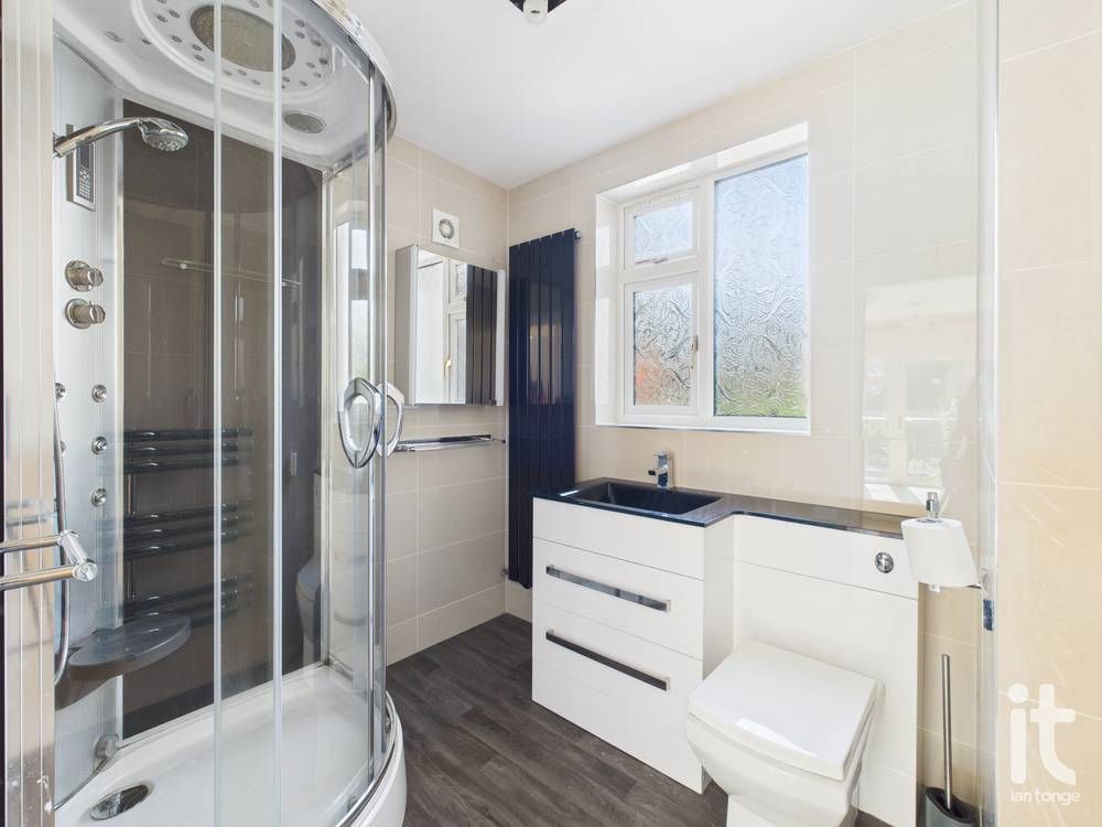 3 bedroom semi-detached house SSTC in Stockport - Photograph 11.