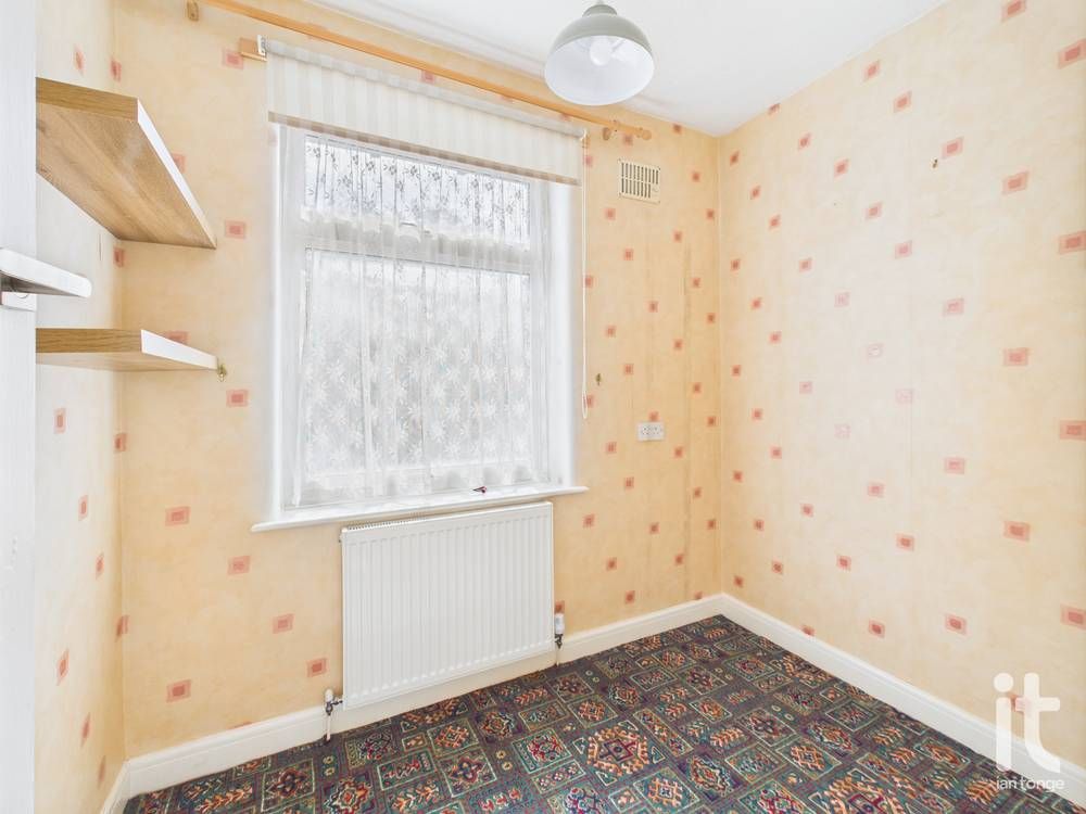 3 bedroom semi-detached house SSTC in Stockport - Photograph 14.