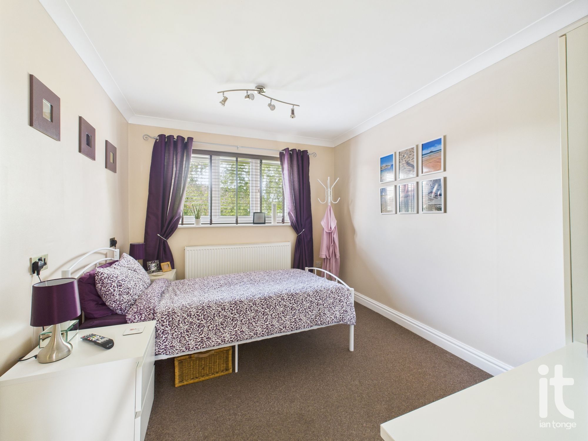 4 bedroom detached house Under Offer in Stockport - Photograph 50.