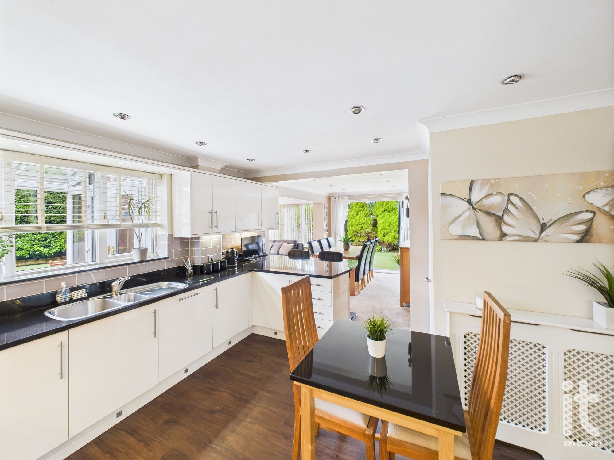 4 bedroom detached house Under Offer in Stockport - Photograph 31.