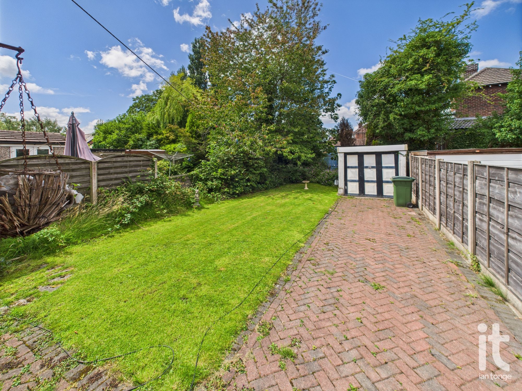 3 bedroom semi-detached house SSTC in Stockport - Photograph 3.