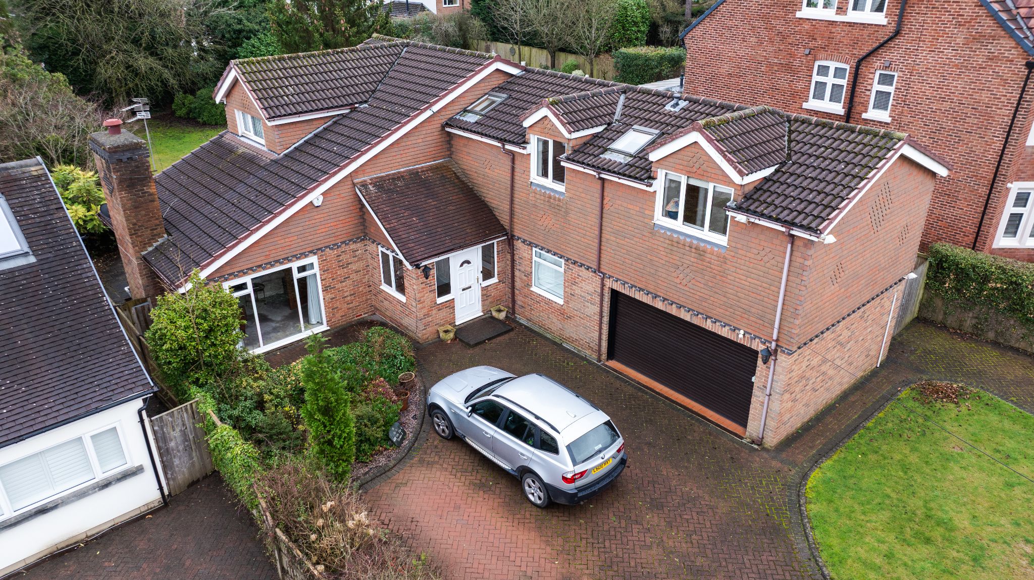 6 bedroom detached house Under Offer in Stockport - Photograph 43.