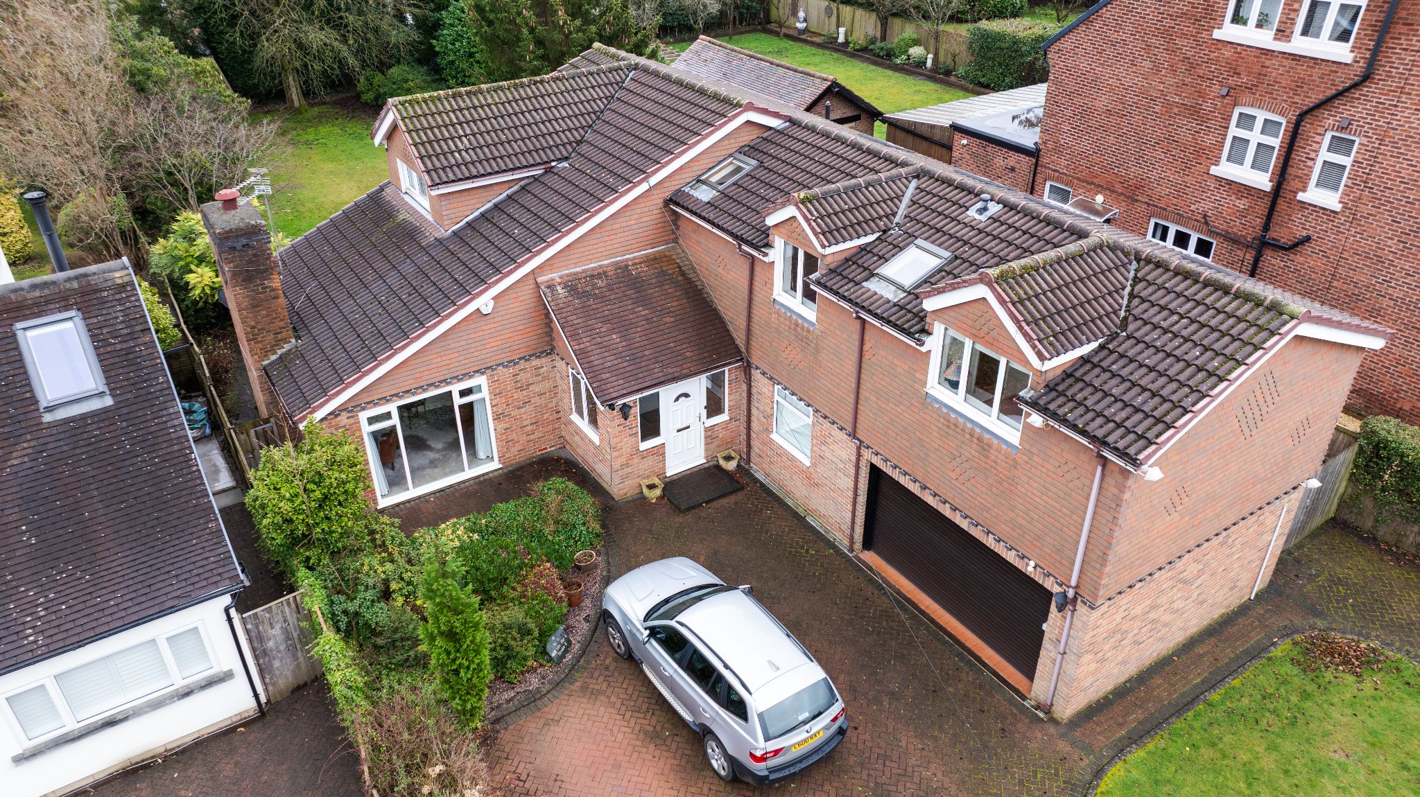 6 bedroom detached house Under Offer in Stockport - Photograph 48.