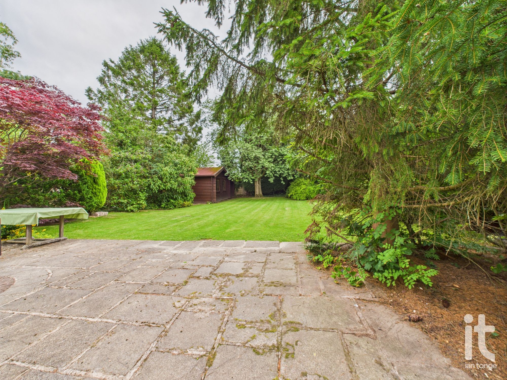 6 bedroom detached house Under Offer in Stockport - Photograph 58.