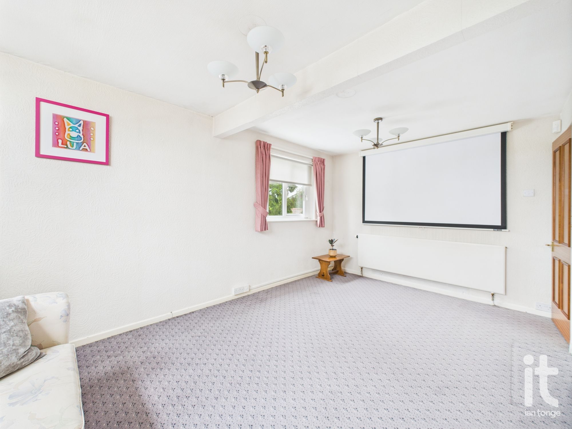 6 bedroom detached house Under Offer in Stockport - Photograph 39.