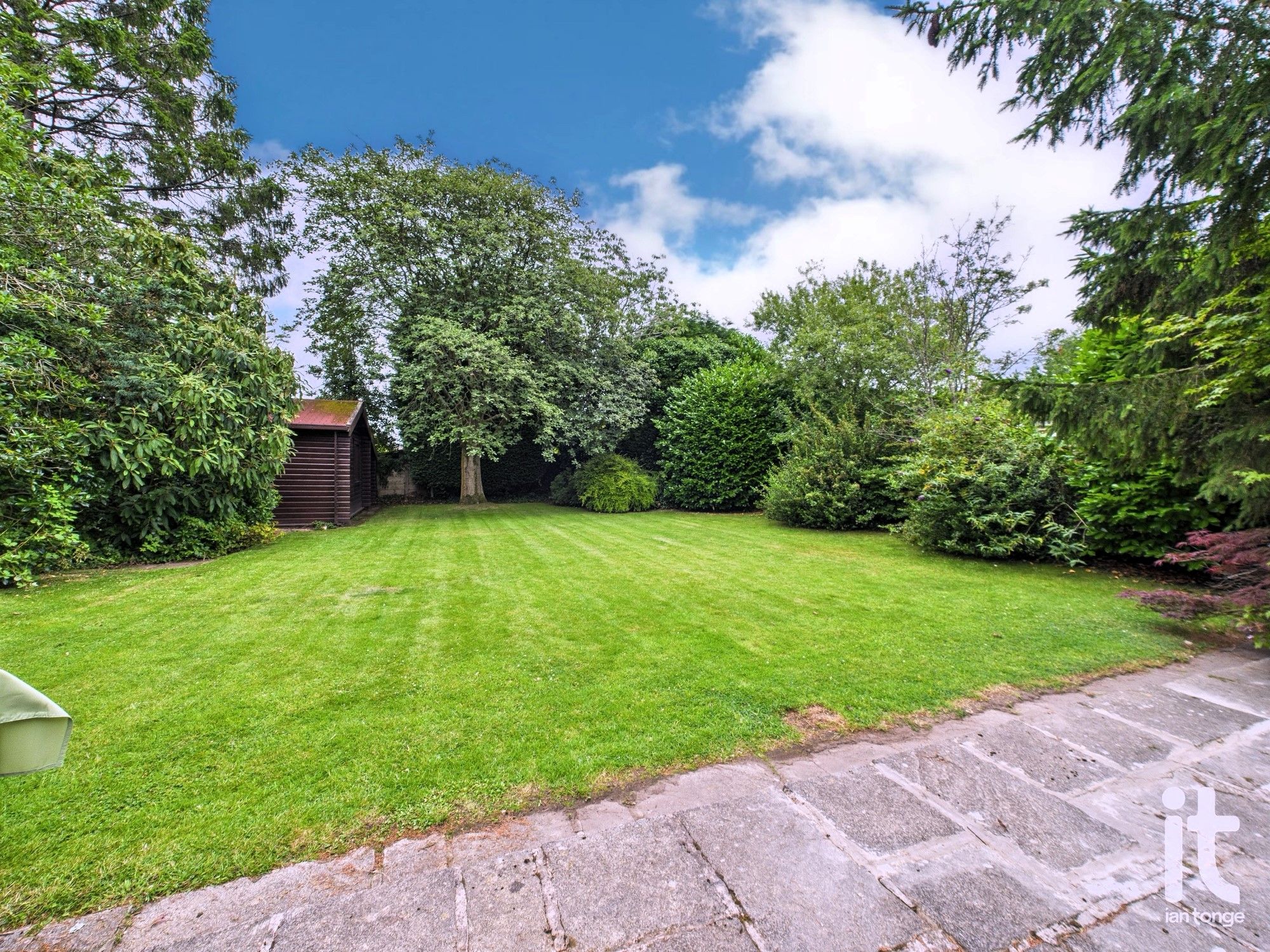 6 bedroom detached house Under Offer in Stockport - Photograph 67.