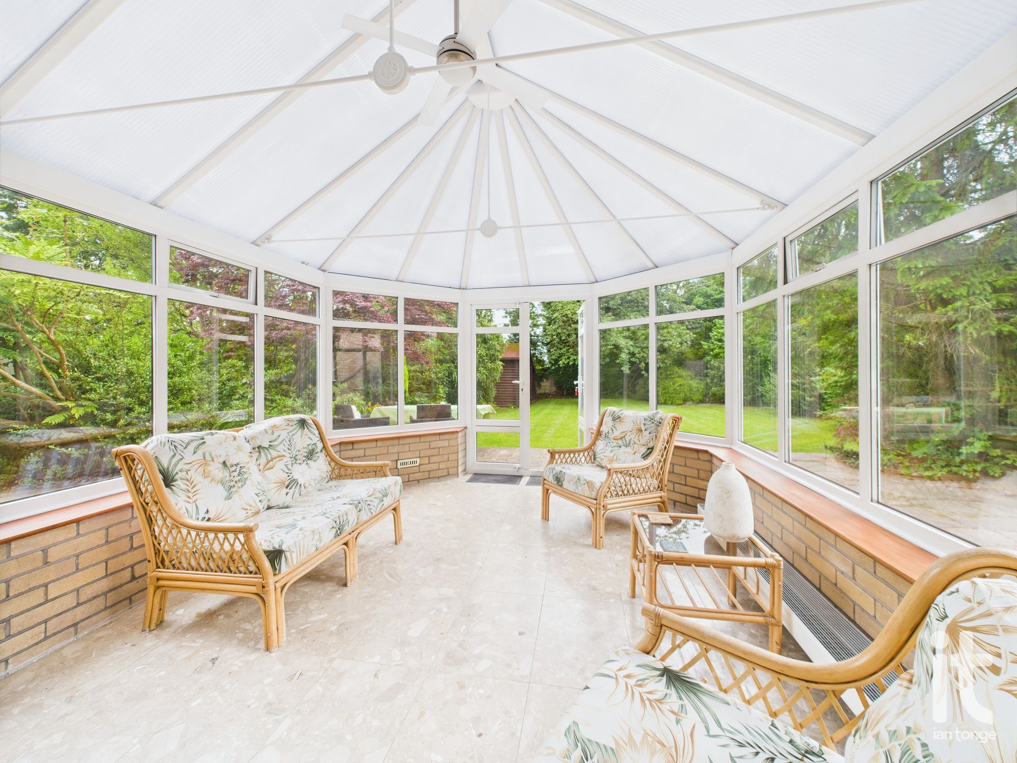 6 bedroom detached house Under Offer in Stockport - Photograph 21.