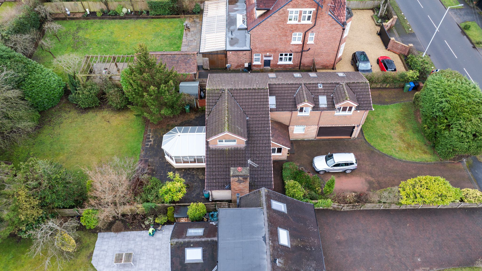 6 bedroom detached house Under Offer in Stockport - Photograph 42.