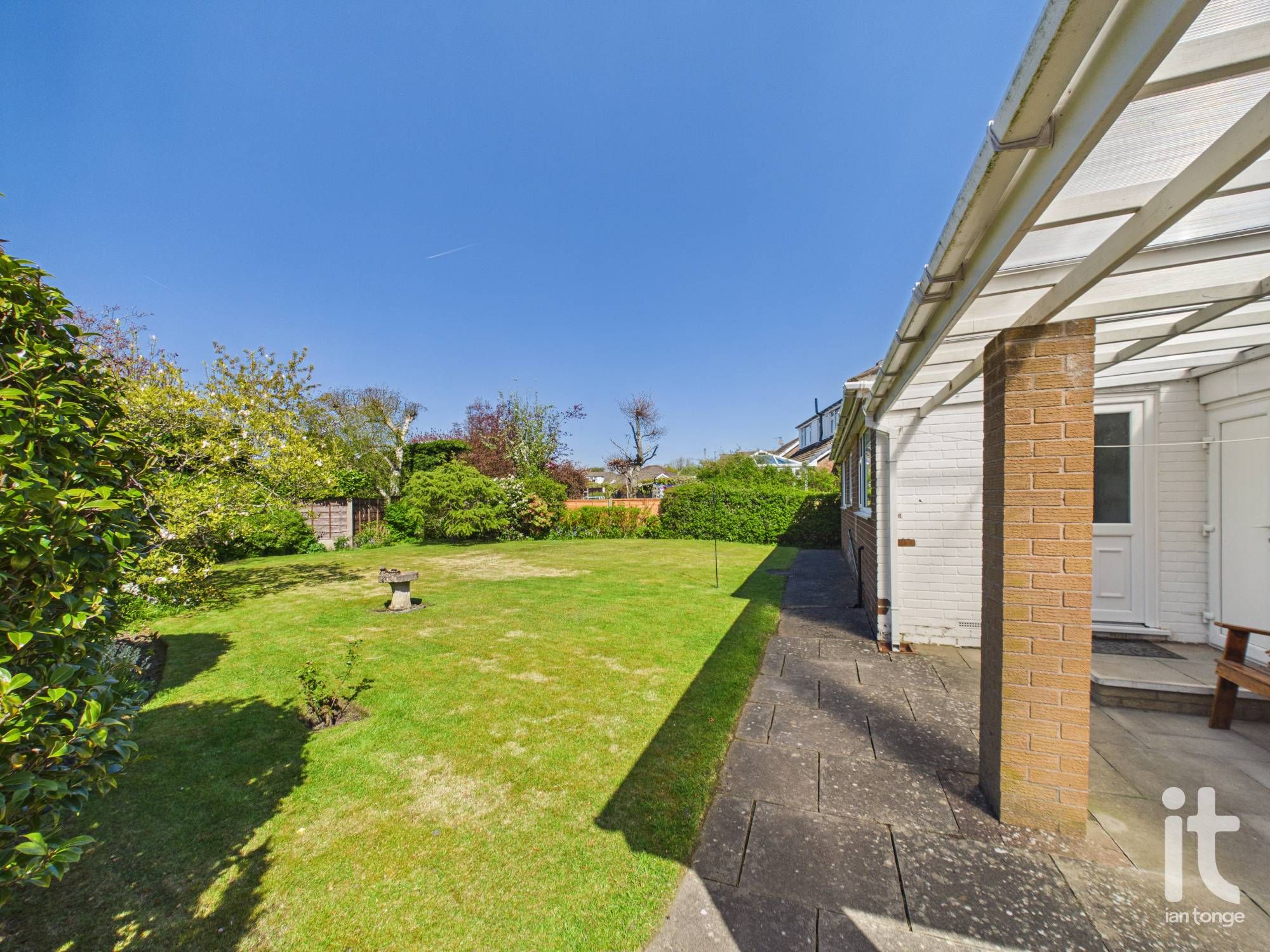 3 bedroom detached bungalow Under Offer in Stockport - Photograph 12.