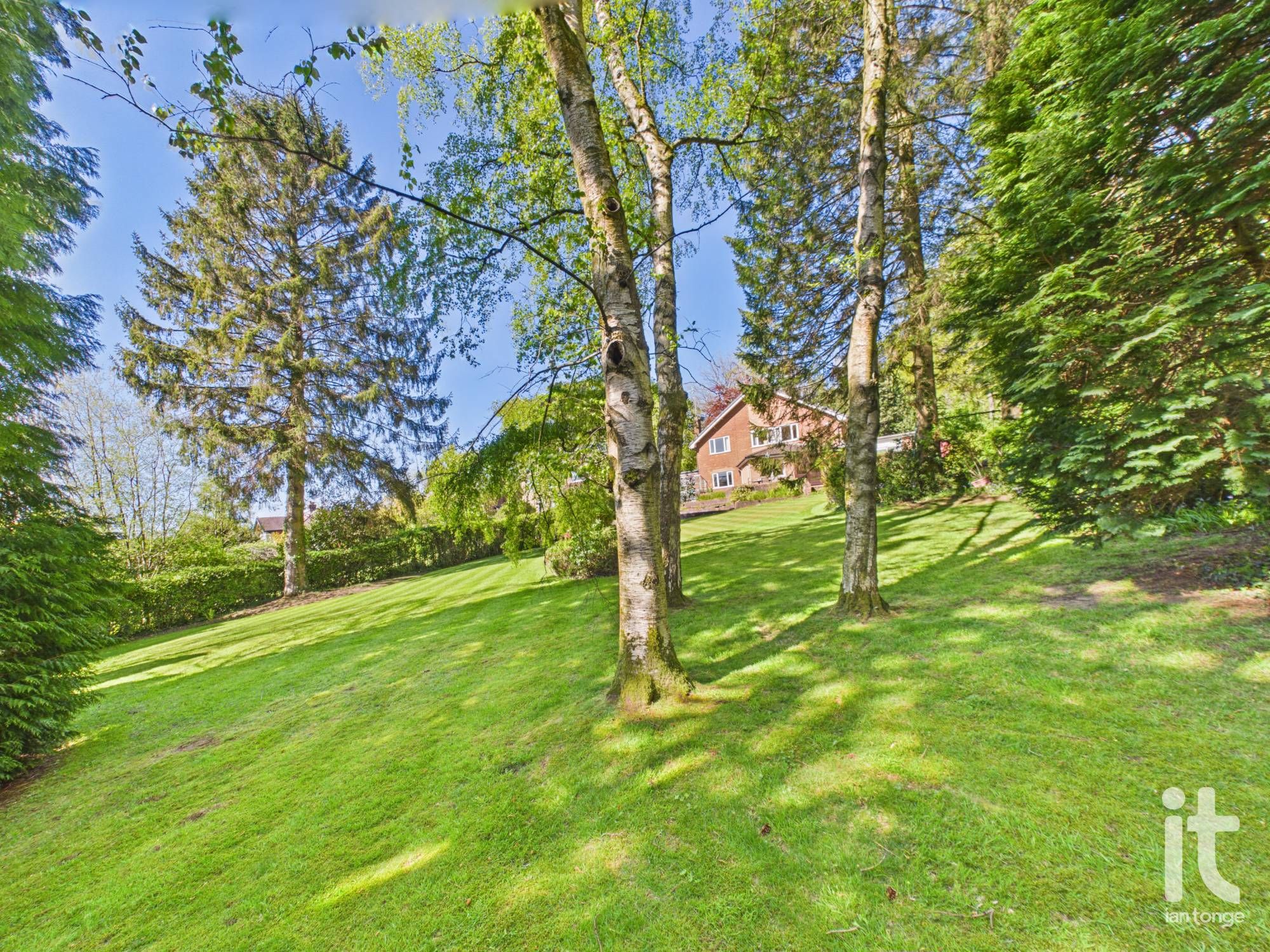4 bedroom detached house For Sale in Cheshire East - Photograph 30.