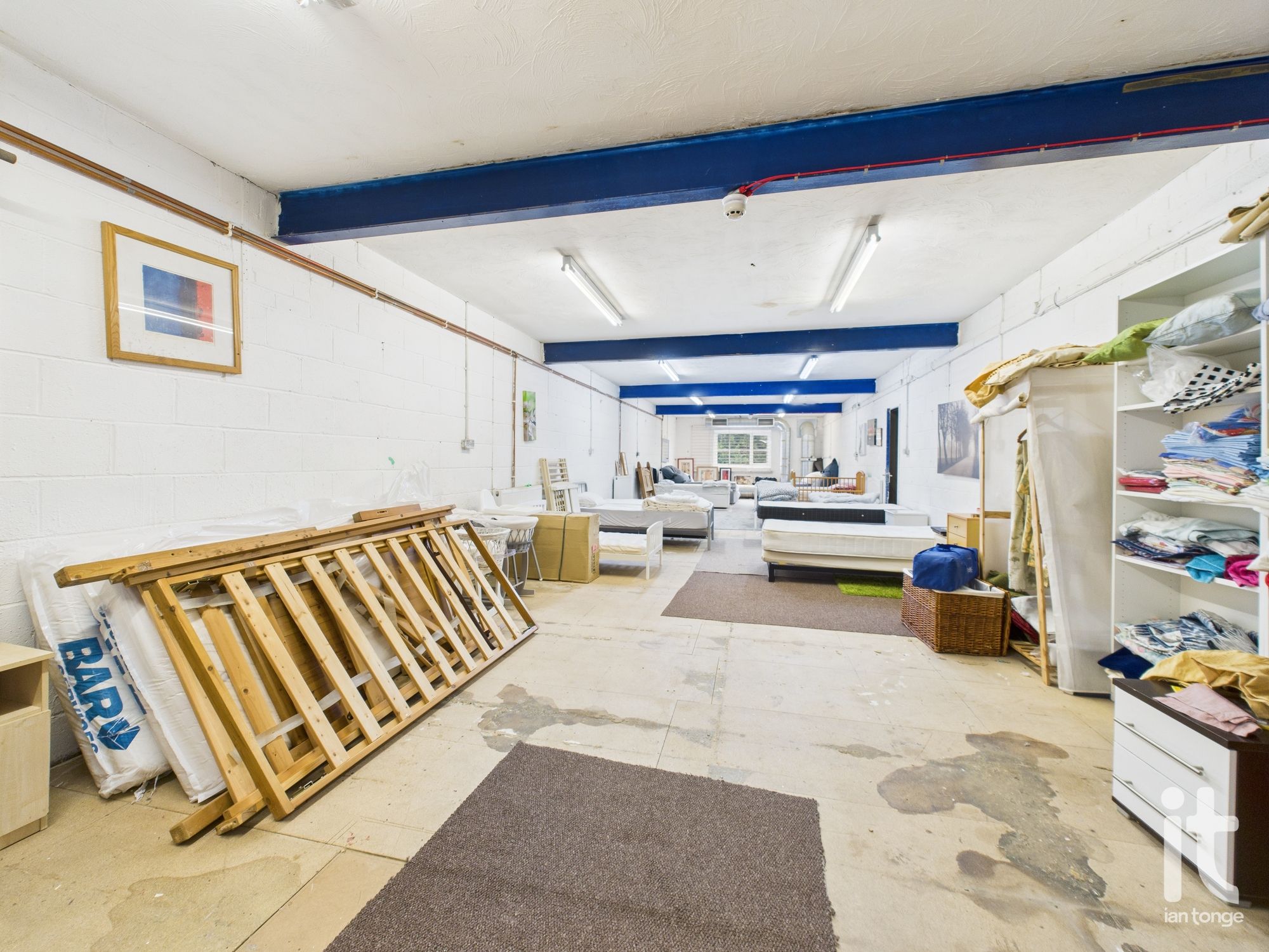 Business Park Under Offer in Stockport - Photograph 11.