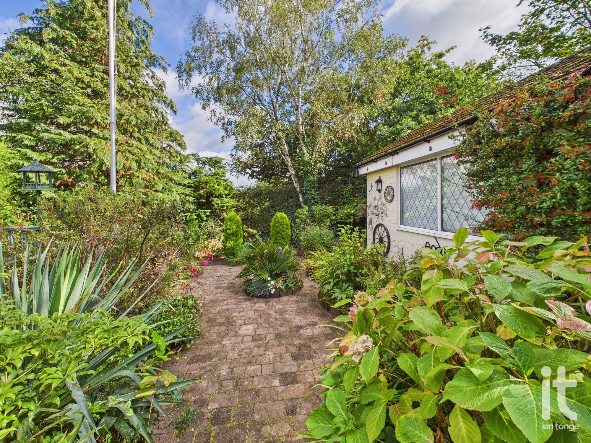 3 bedroom semi-detached dormer house Under Offer in Stockport - Photograph 26.