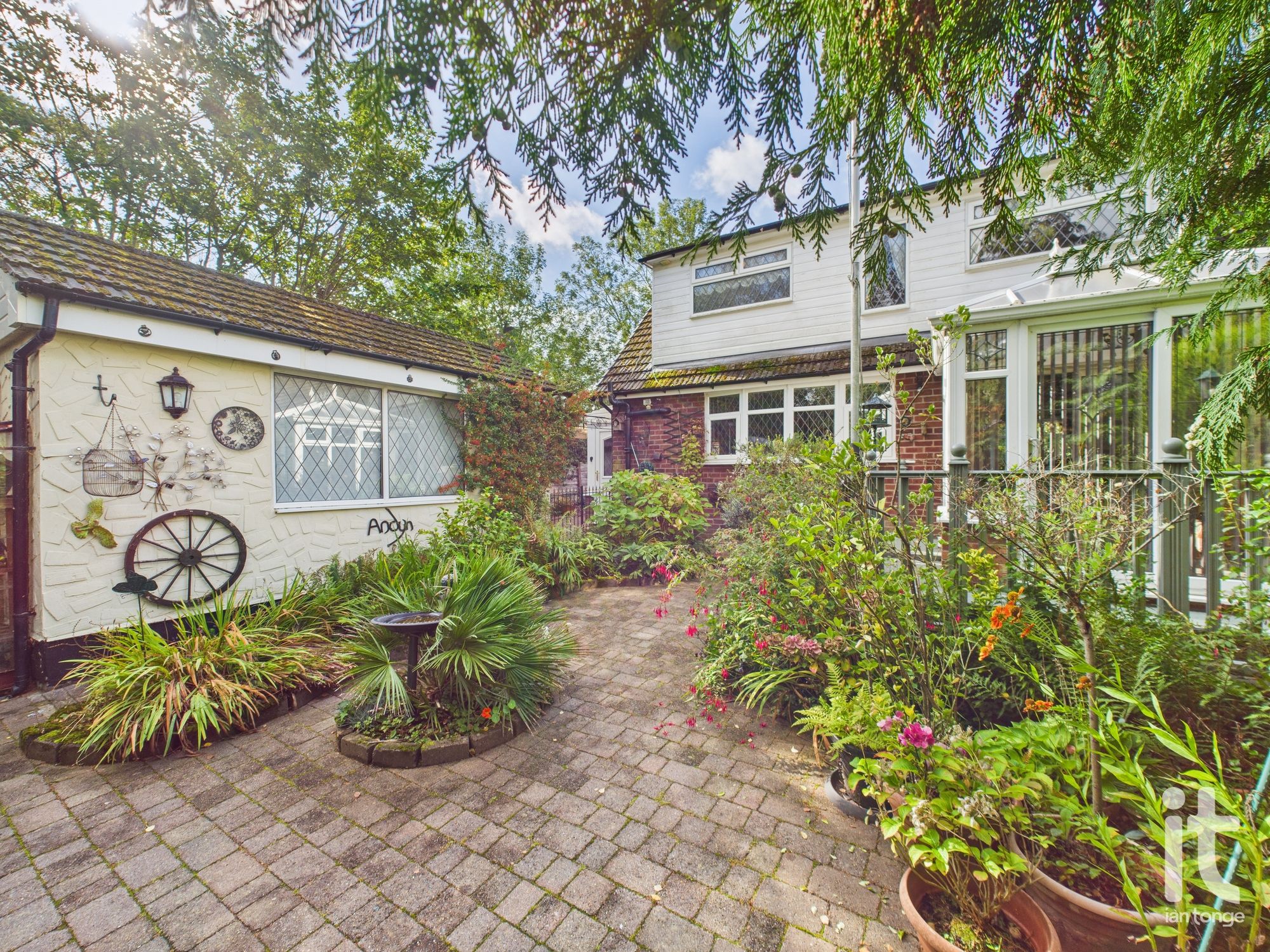 3 bedroom semi-detached dormer house Under Offer in Stockport - Photograph 28.