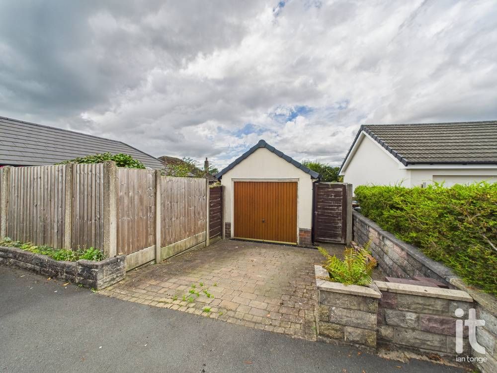 2 bedroom detached bungalow For Sale in Stockport - Photograph 22.