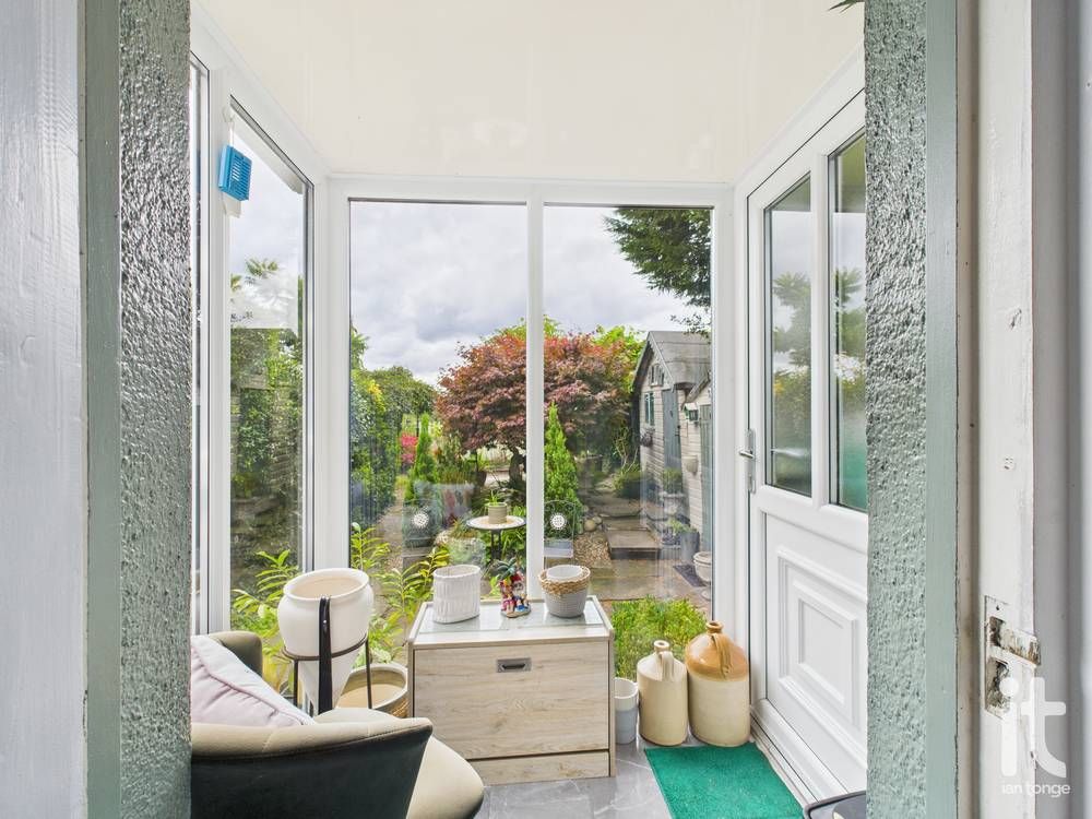 2 bedroom end terraced house Under Offer in Stockport - Photograph 14.