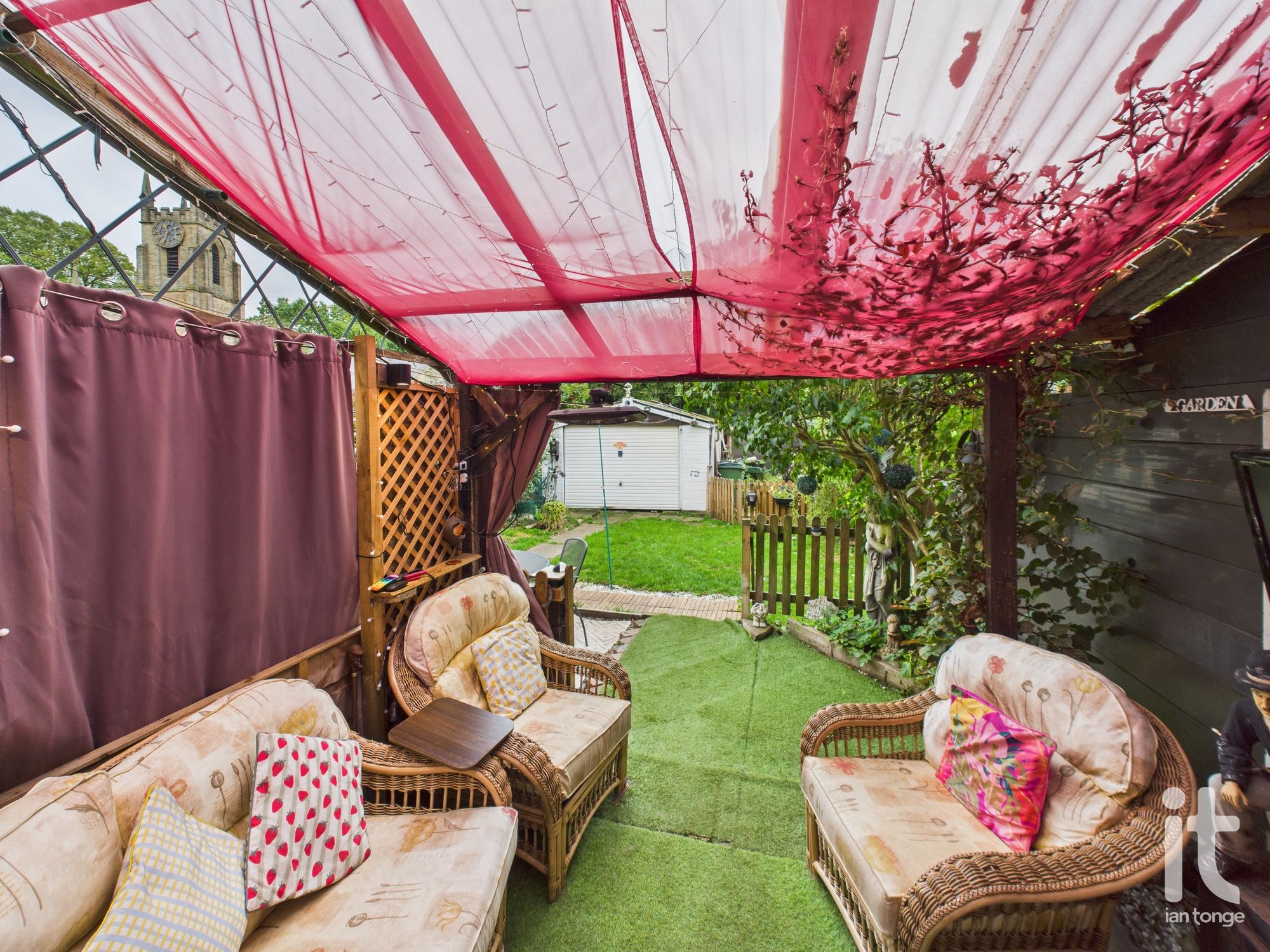 3 bedroom semi-detached house SSTC in Stockport - Photograph 17.