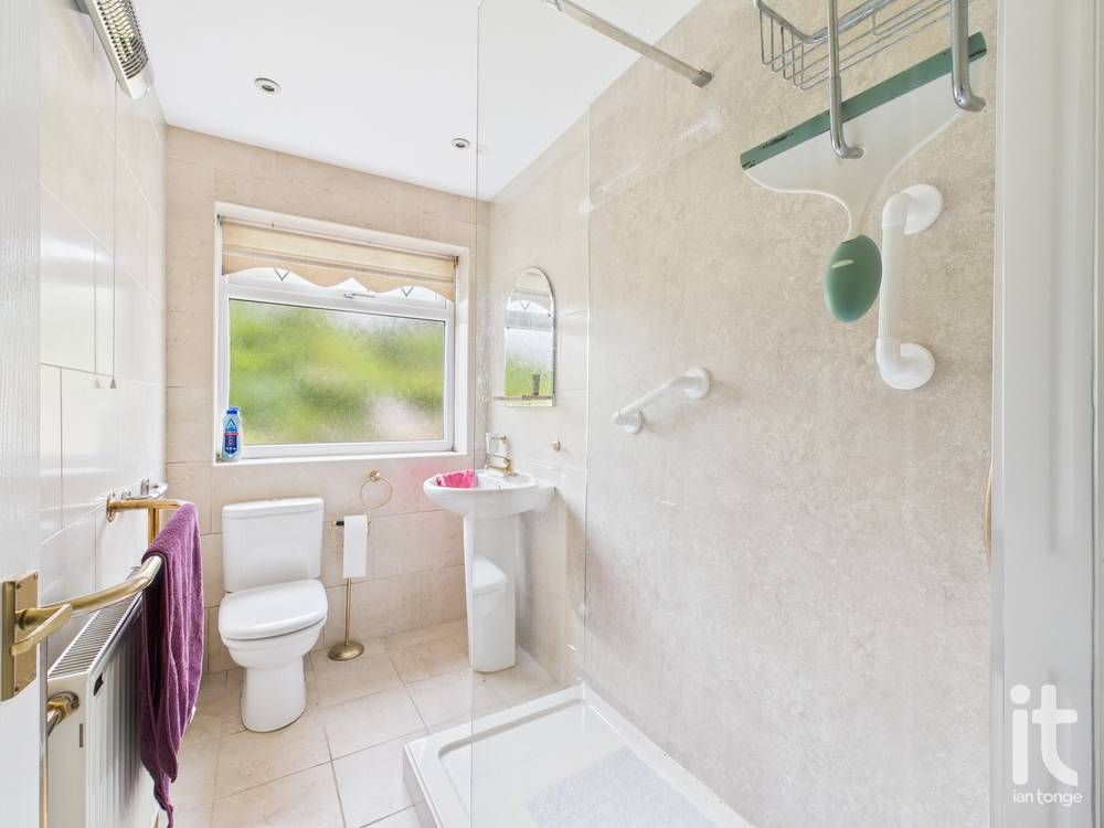 2 bedroom semi-detached bungalow Sold in Stockport - Photograph 14.