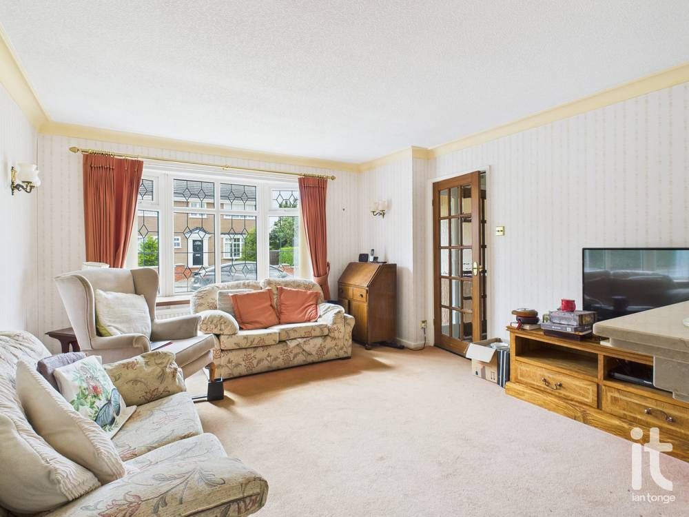 2 bedroom semi-detached bungalow Sold in Stockport - Photograph 2.