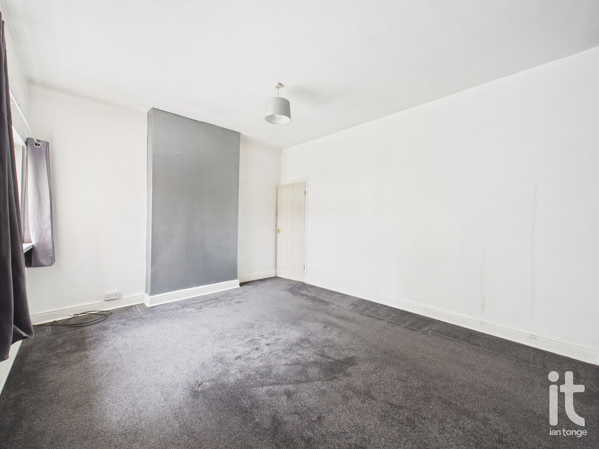 3 bedroom semi-detached house SSTC in Stockport - Photograph 12.