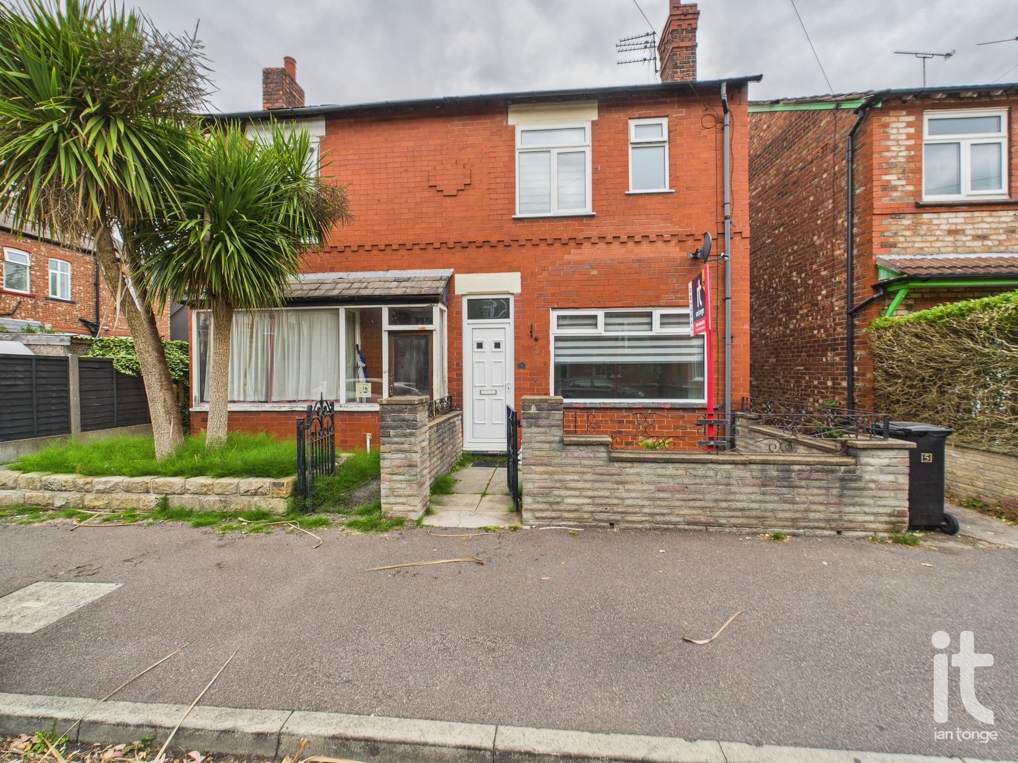 3 bedroom semi-detached house SSTC in Stockport - Photograph 1.