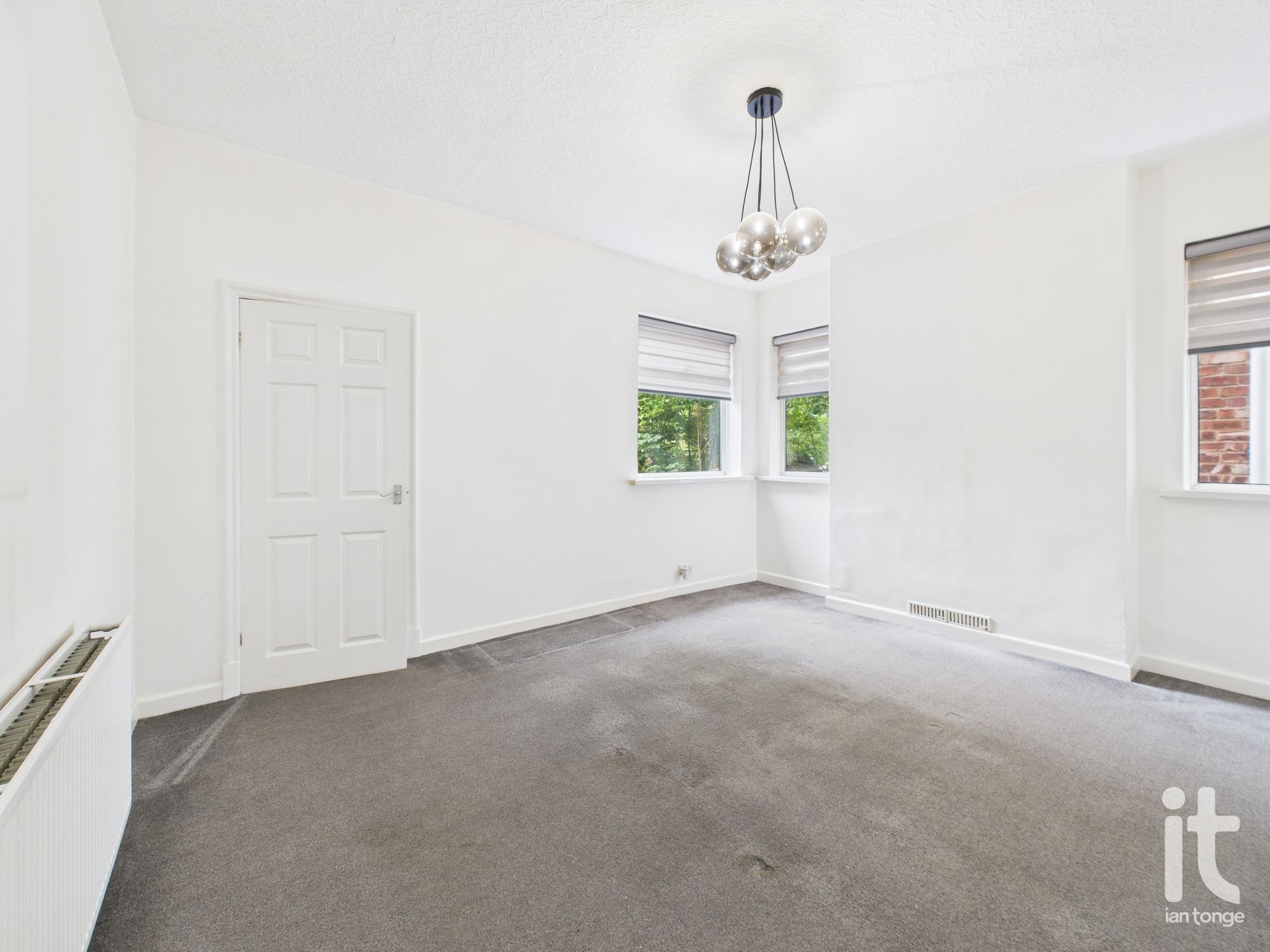 3 bedroom semi-detached house SSTC in Stockport - Photograph 6.