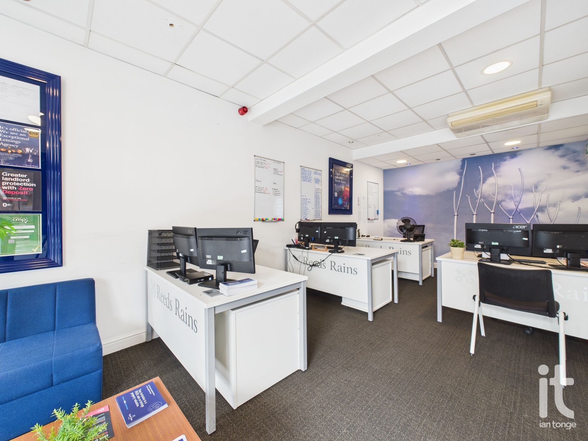 Office Under Offer in Stockport - Photograph 3.
