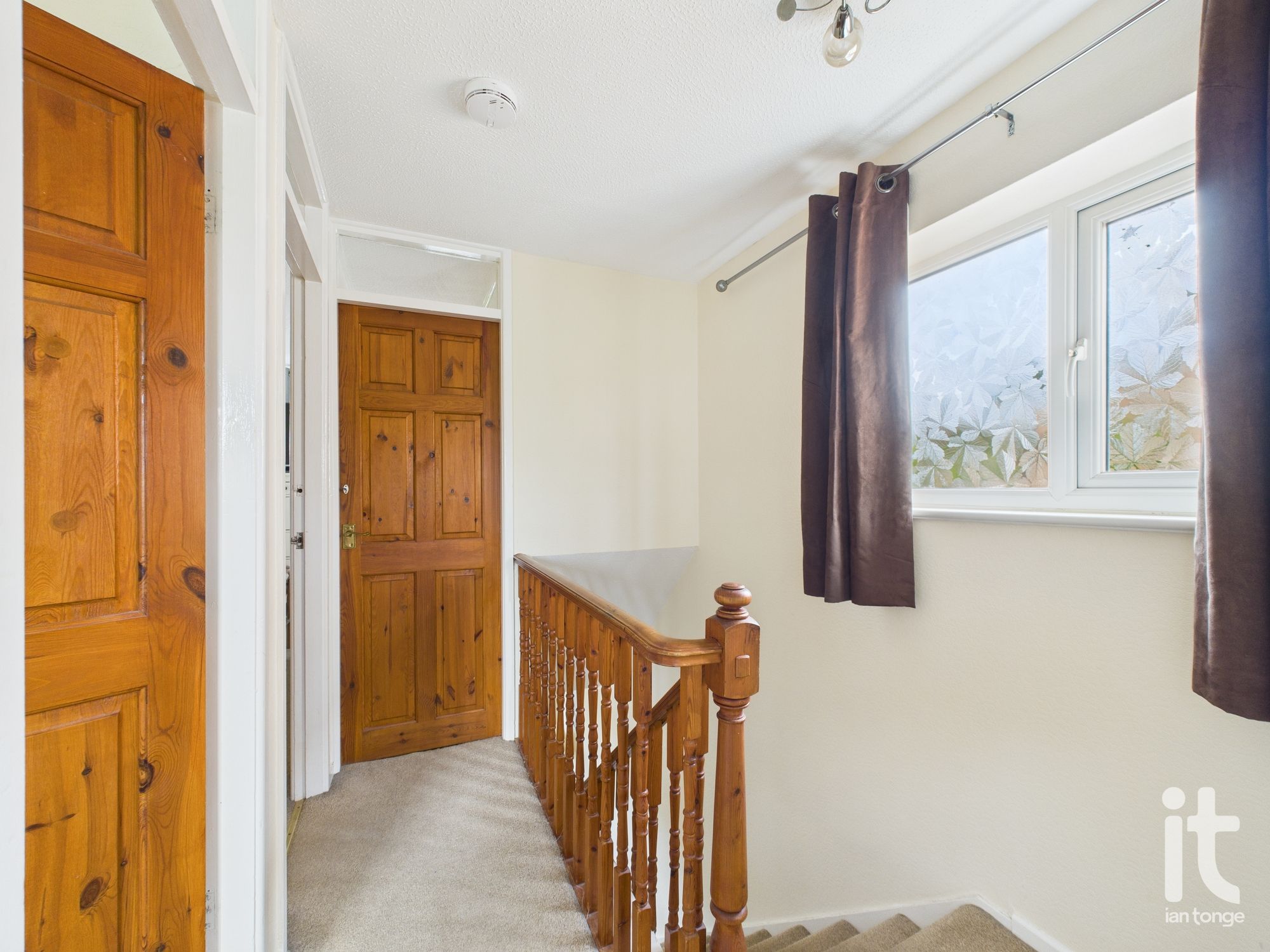 3 bedroom semi-detached house SSTC in Stockport - Photograph 11.