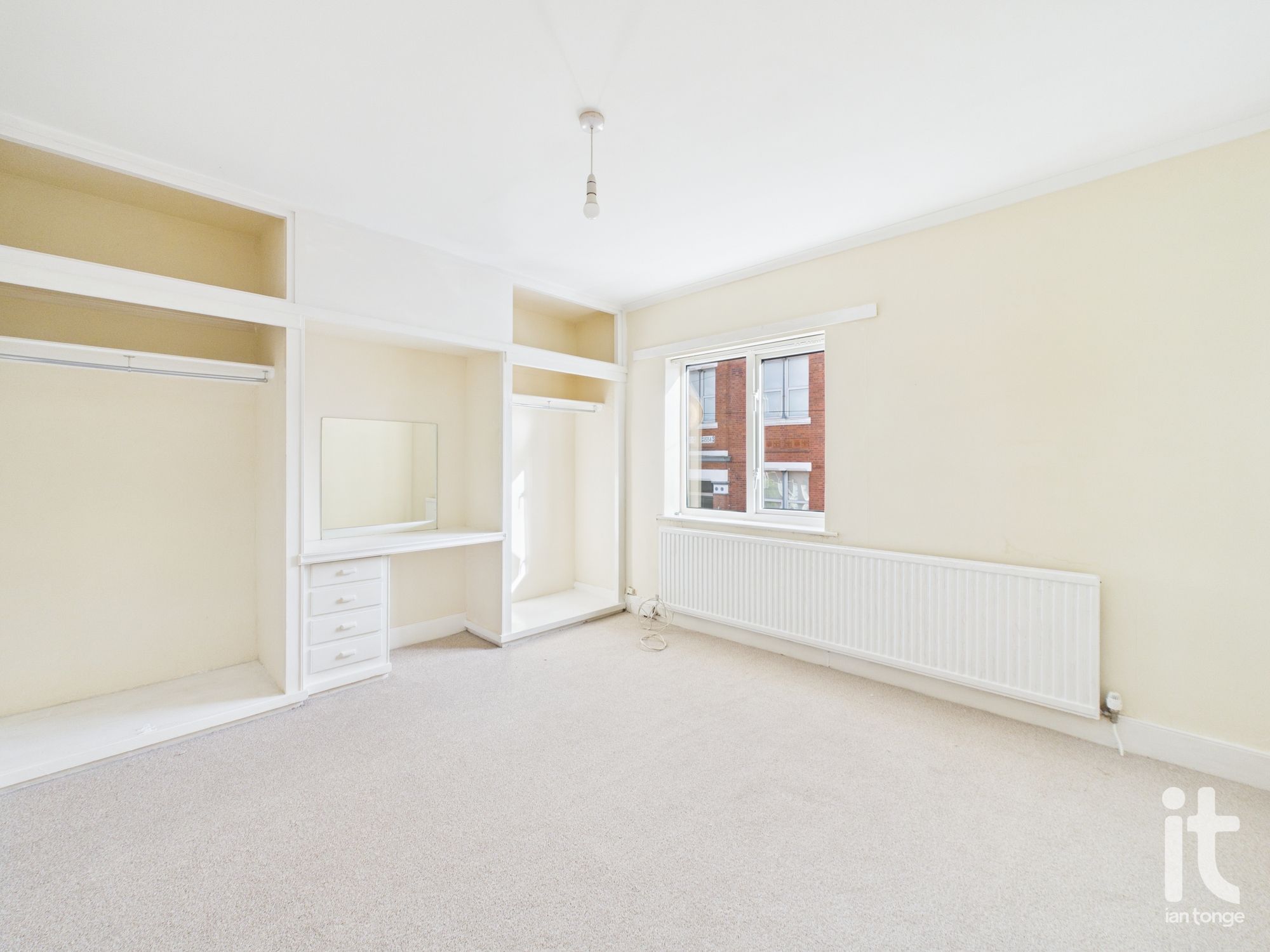 2 bedroom mid terraced house SSTC in Stockport - Photograph 11.