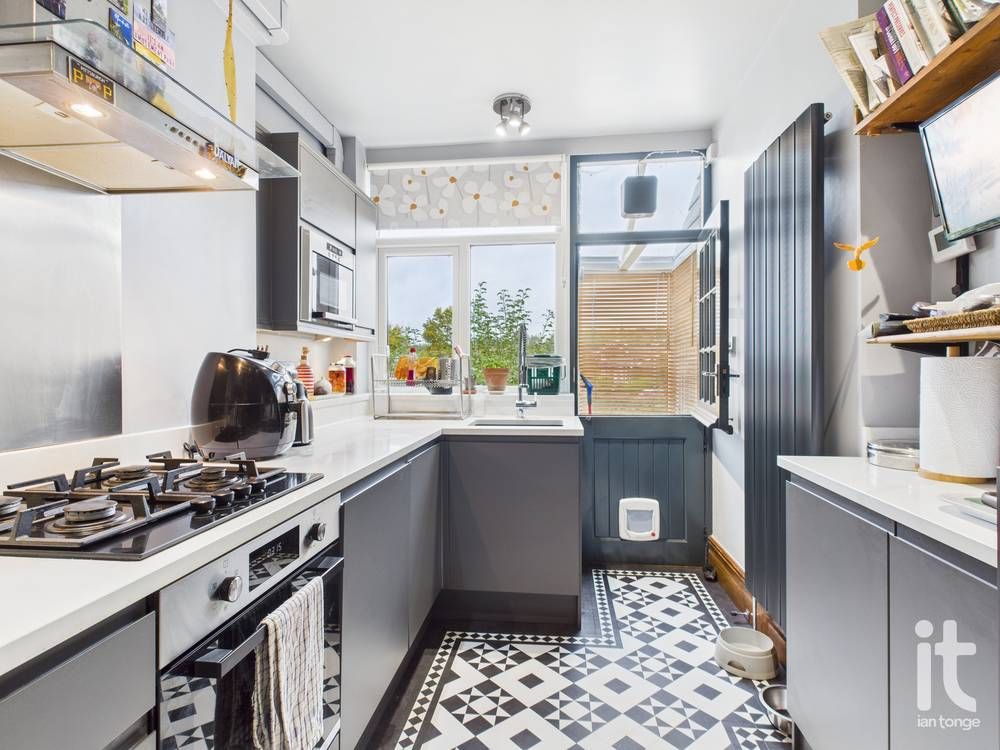 4 bedroom semi-detached house For Sale in Stockport - Photograph 10.