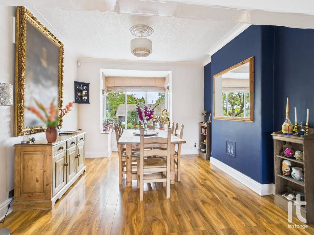 4 bedroom semi-detached house For Sale in Stockport - Photograph 8.