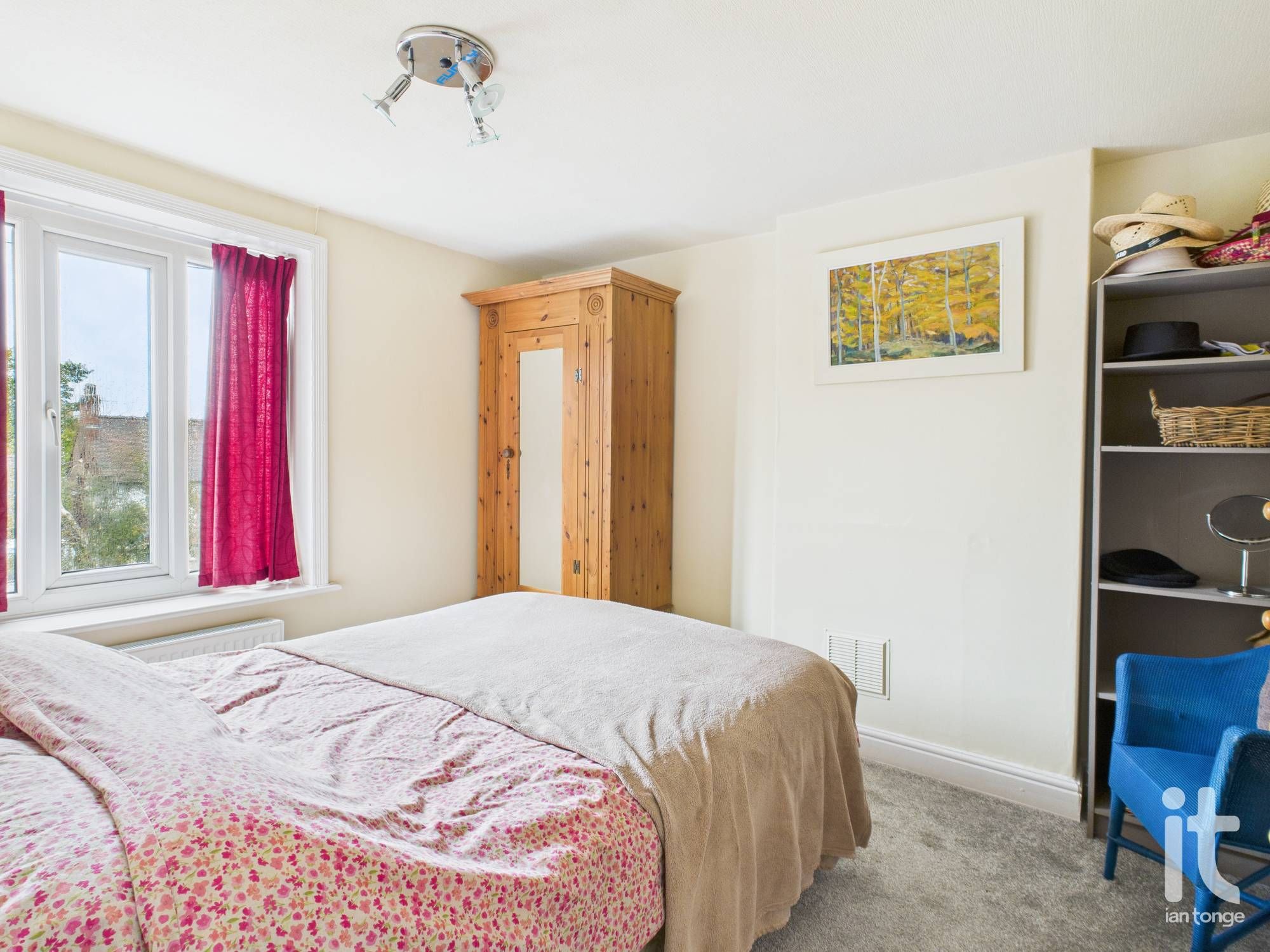 4 bedroom semi-detached house For Sale in Stockport - Photograph 14.