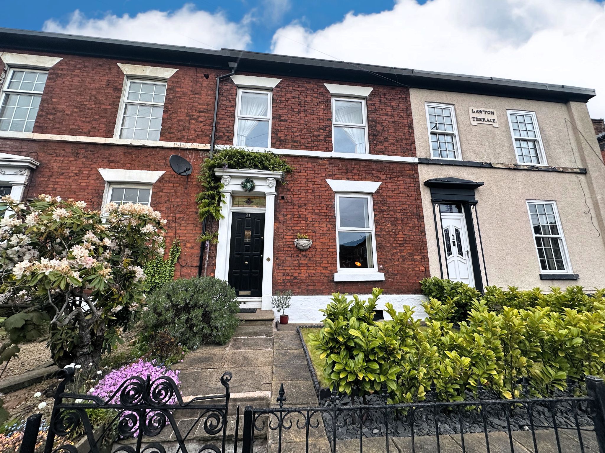 2 bedroom mid terraced house For Sale in Stockport - Photograph 14.