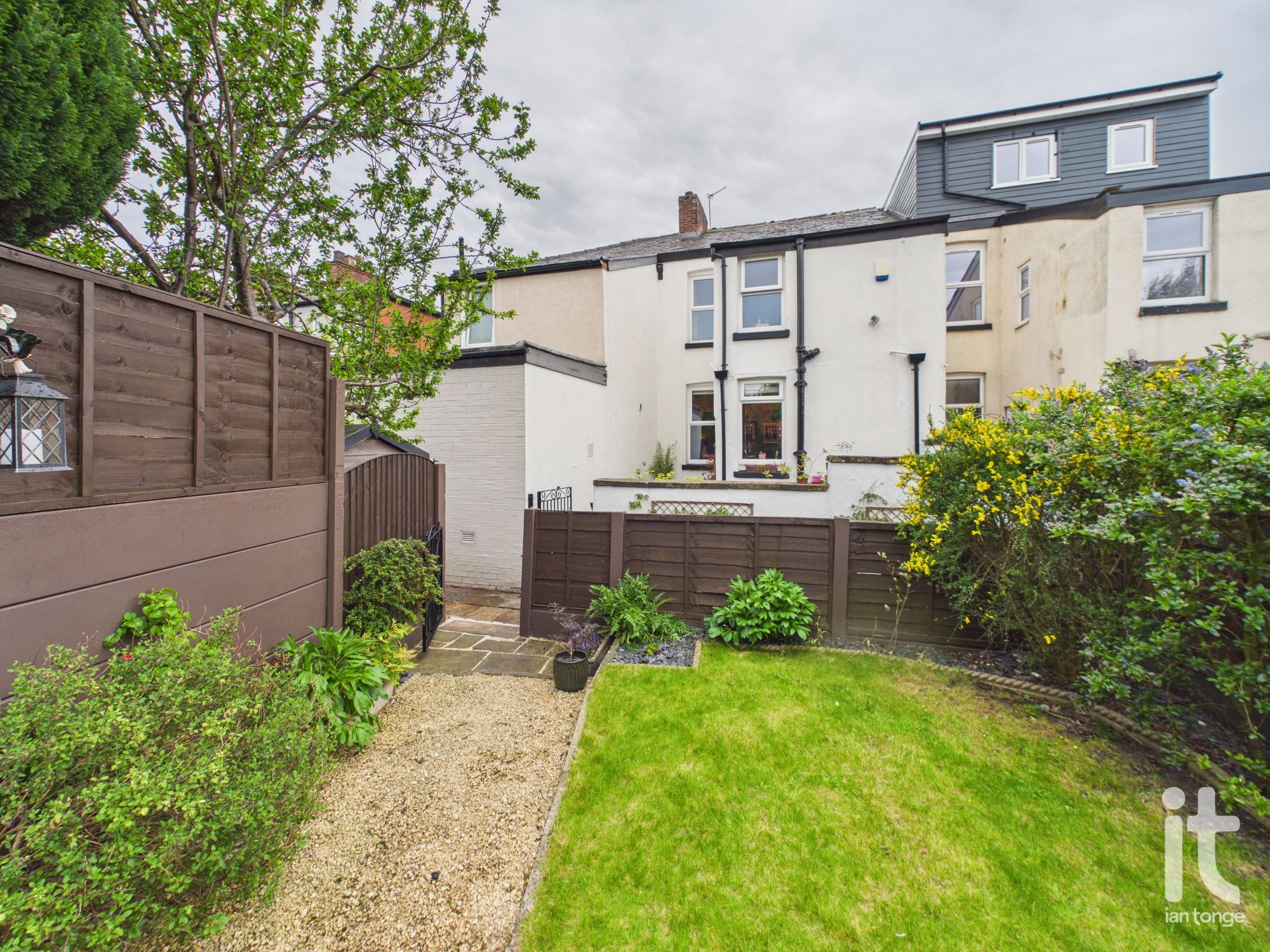 2 bedroom mid terraced house For Sale in Stockport - Photograph 32.