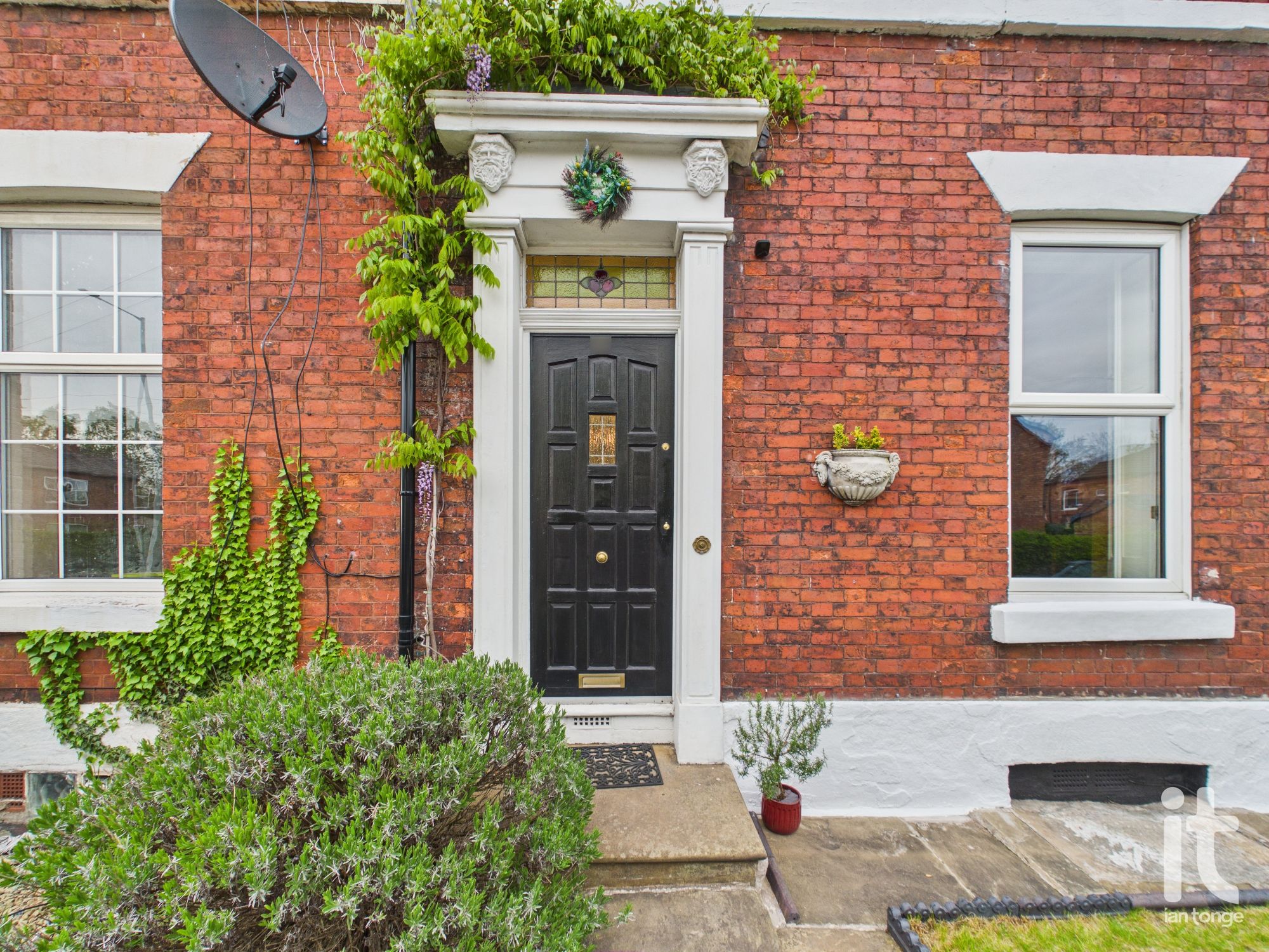 2 bedroom mid terraced house For Sale in Stockport - Photograph 27.