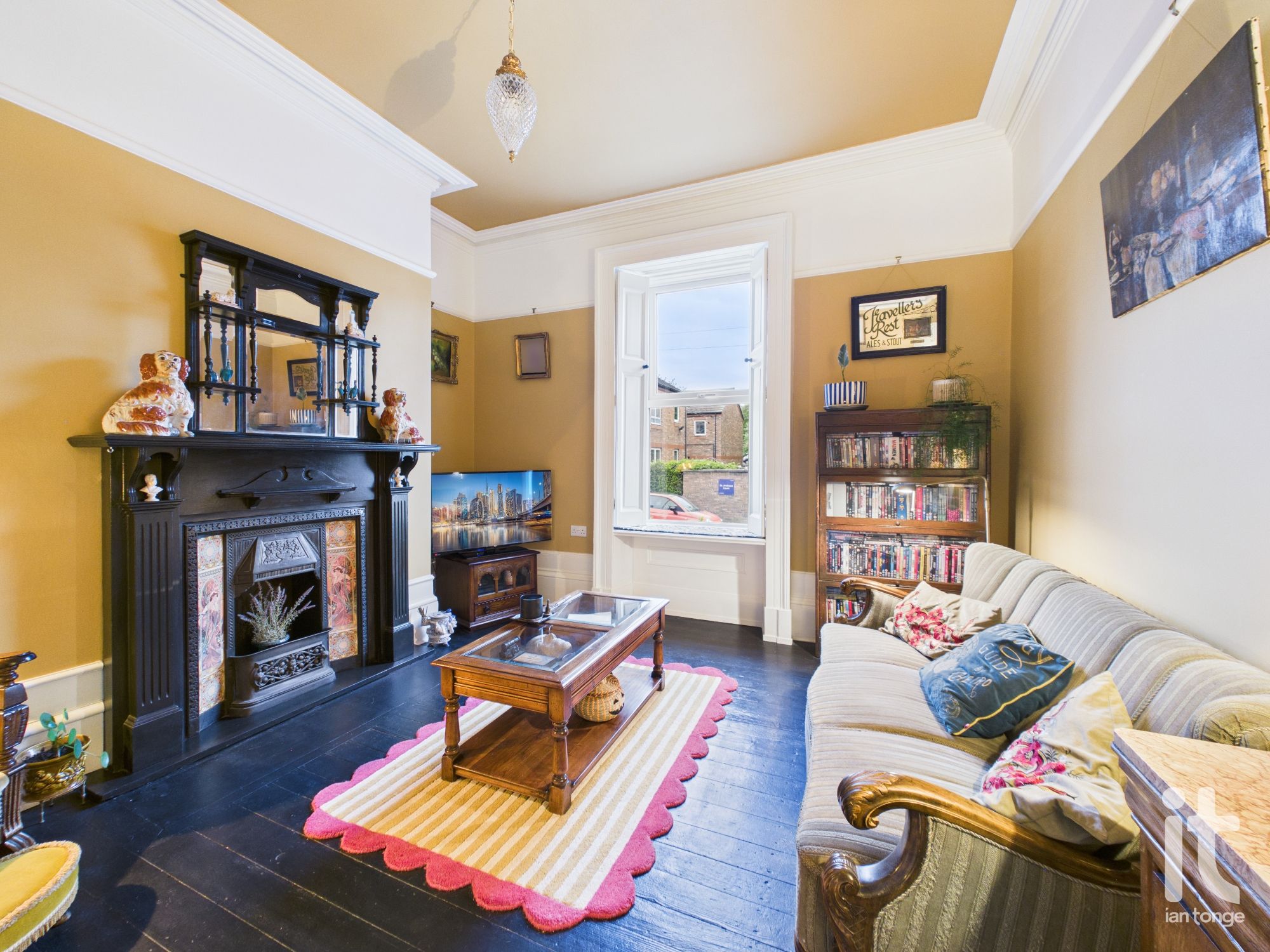 2 bedroom mid terraced house For Sale in Stockport - Photograph 2.