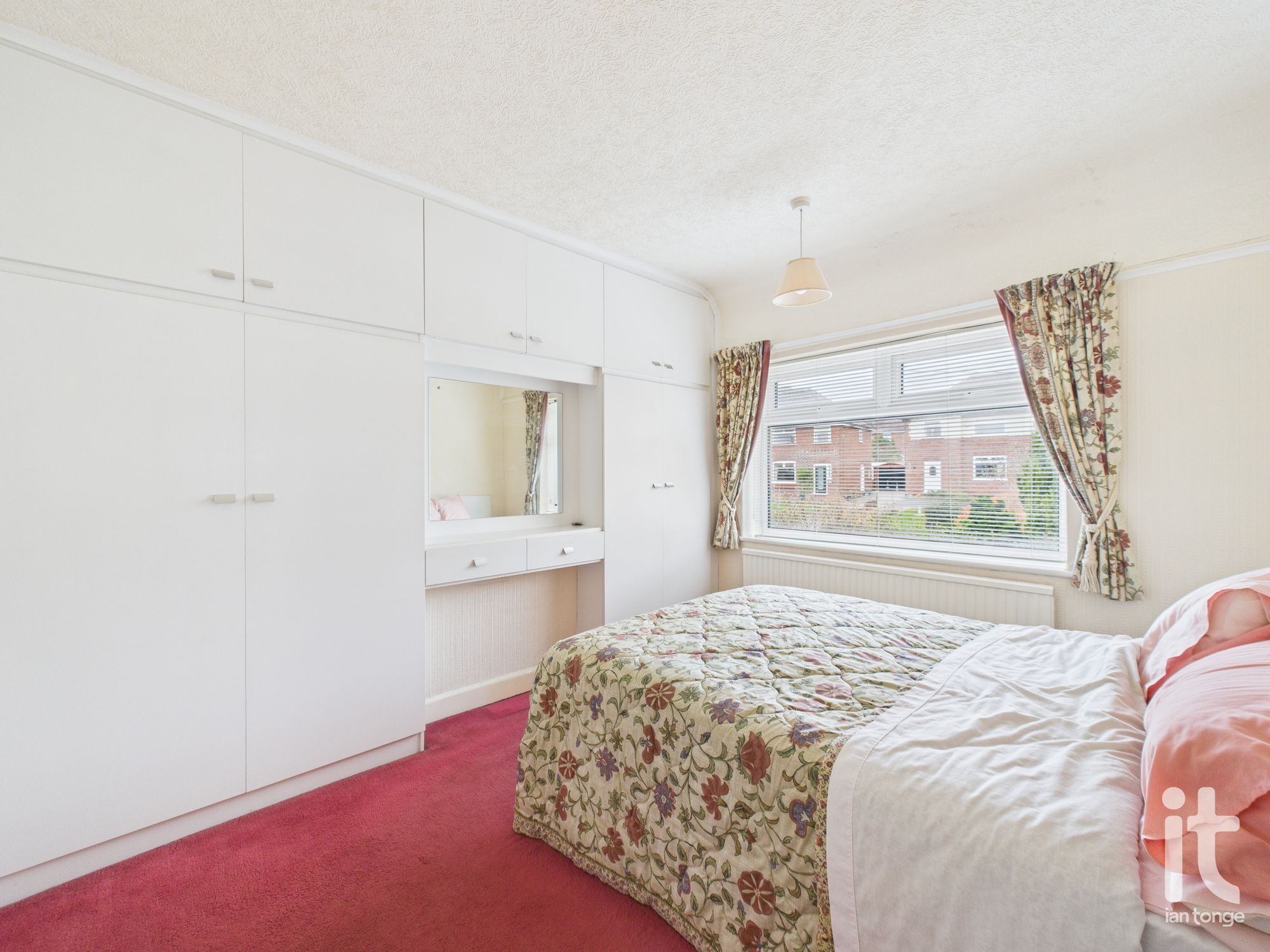 3 bedroom semi-detached house Under Offer in Stockport - Photograph 14.