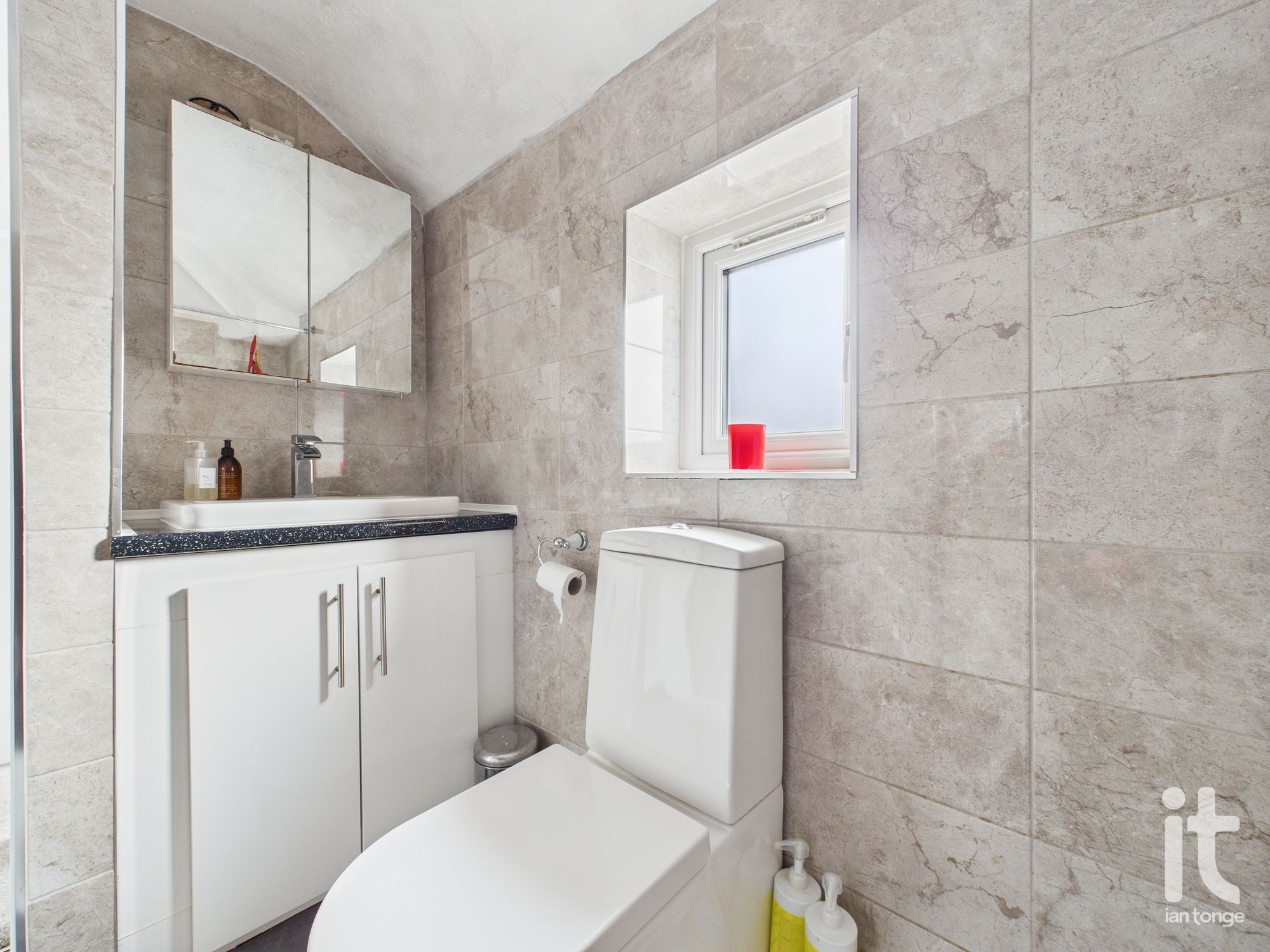 3 bedroom semi-detached house SSTC in Stockport - Photograph 22.