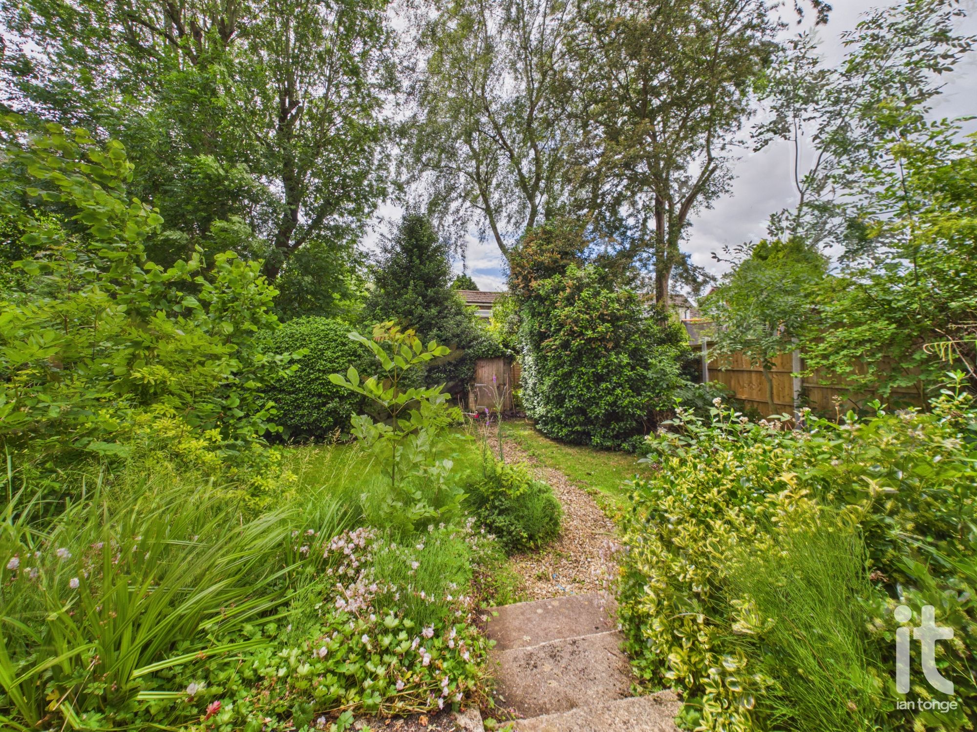 3 bedroom detached house For Sale in Stockport - Photograph 16.