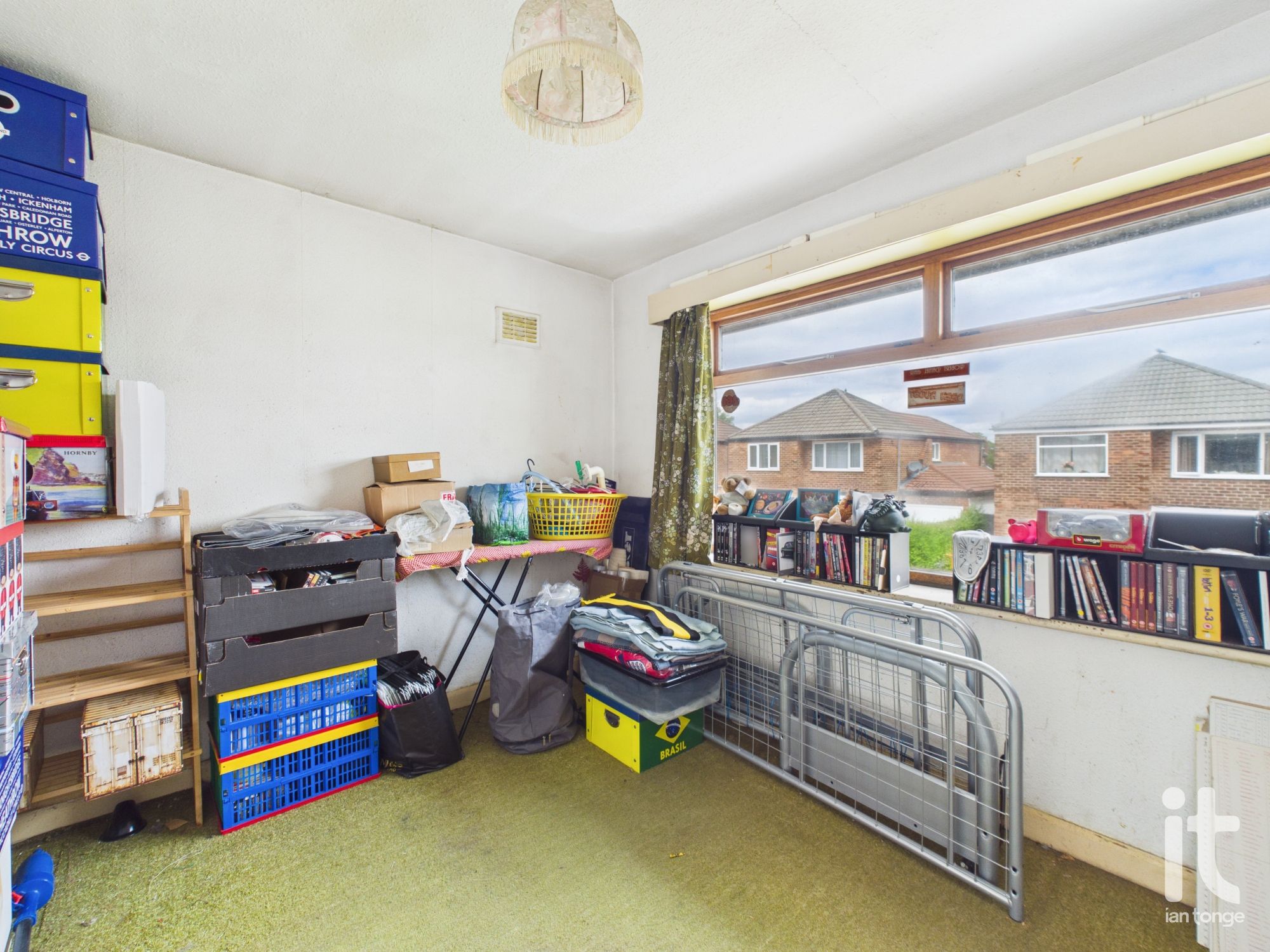 3 bedroom detached house For Sale in Stockport - Photograph 14.