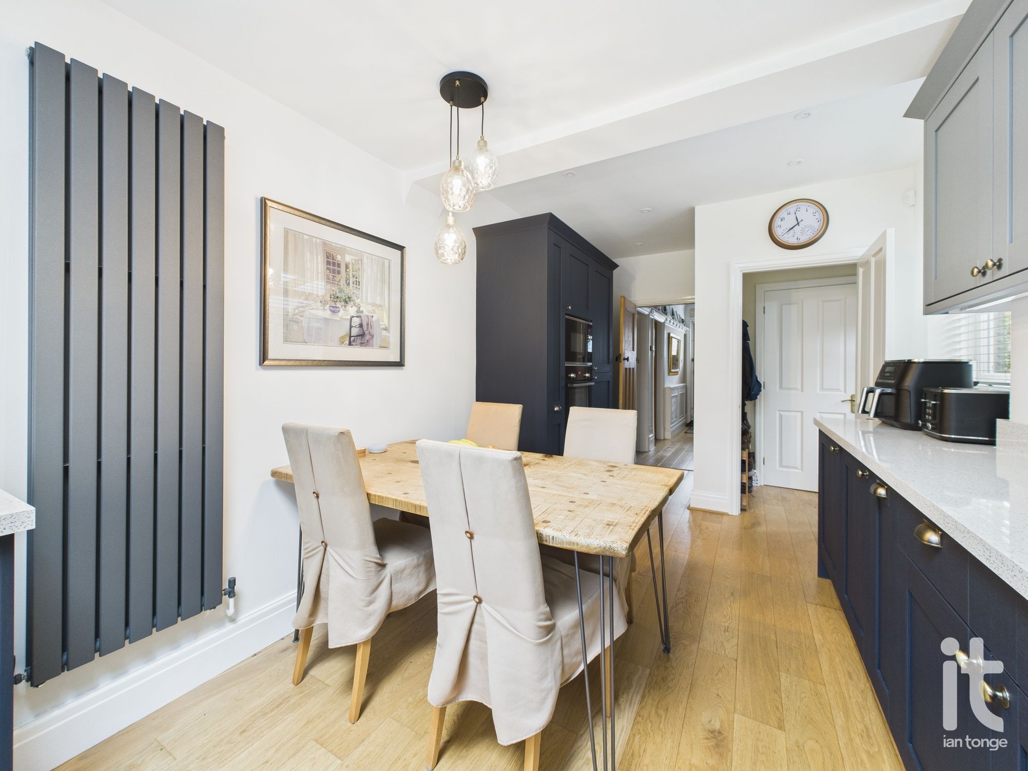 3 bedroom semi-detached house Sold in Stockport - Photograph 22.