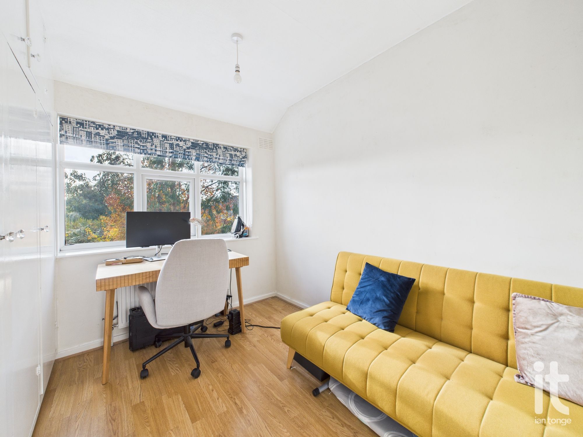 2 bedroom semi-detached house SSTC in Stockport - Photograph 10.