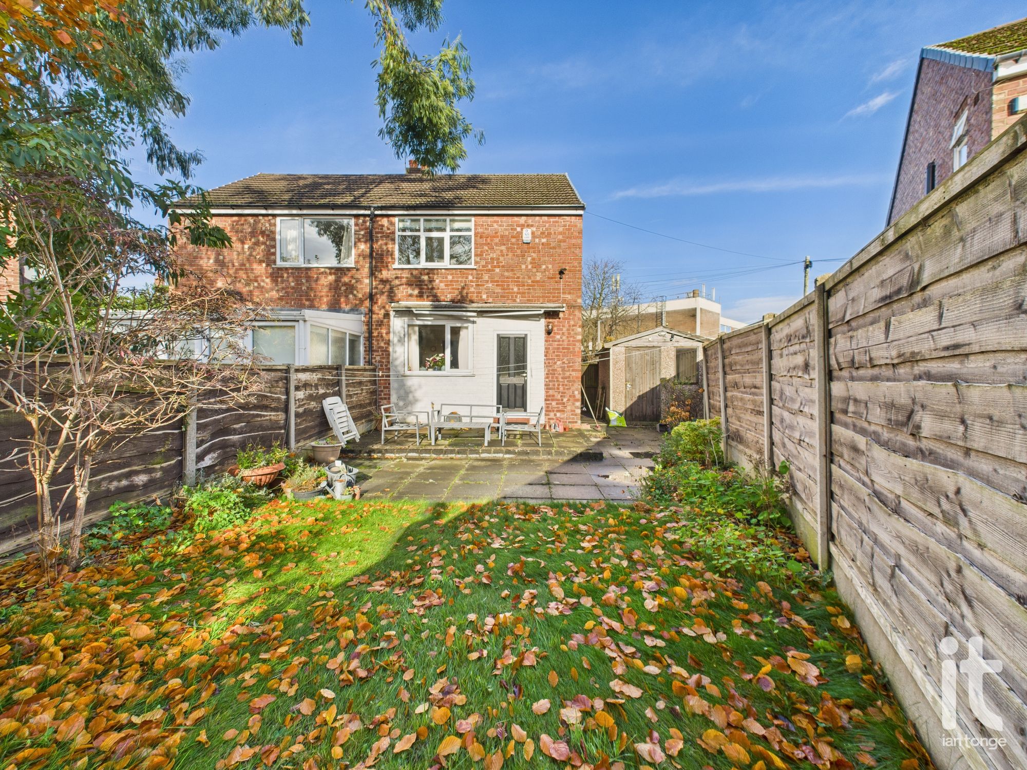 2 bedroom semi-detached house SSTC in Stockport - Photograph 14.
