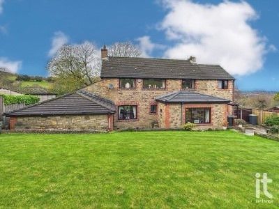 4 bedroom detached house Under Offer in High Peak - Photograph 2.