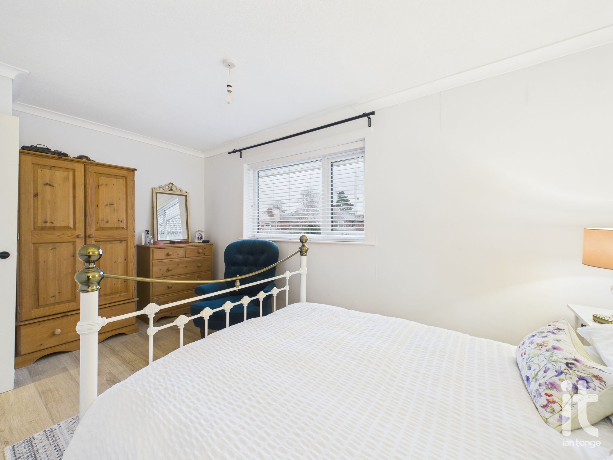 2 bedroom apartment flat/apartment Under Offer in Stockport - Photograph 21.