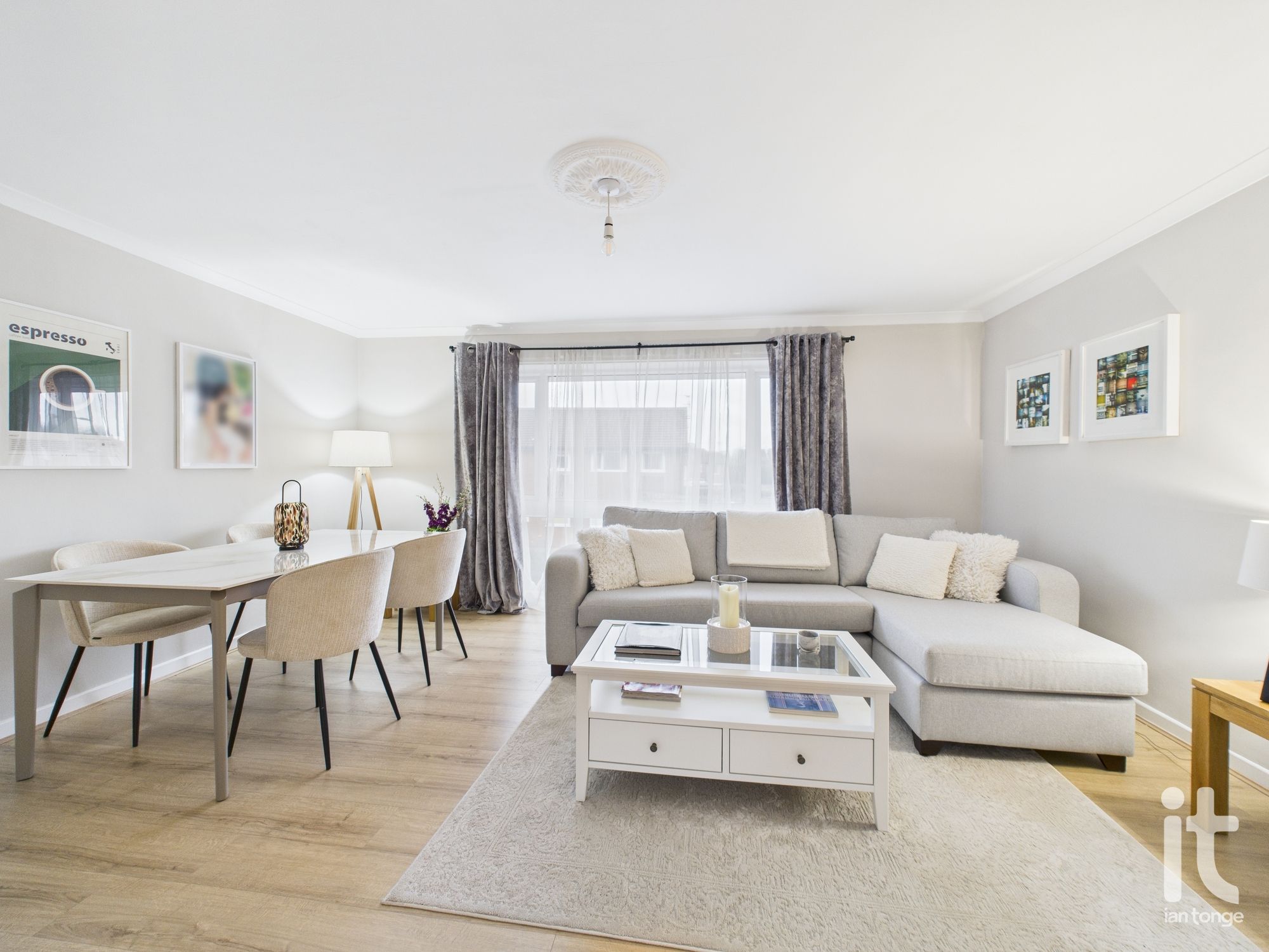 2 bedroom apartment flat/apartment Under Offer in Stockport - Photograph 12.