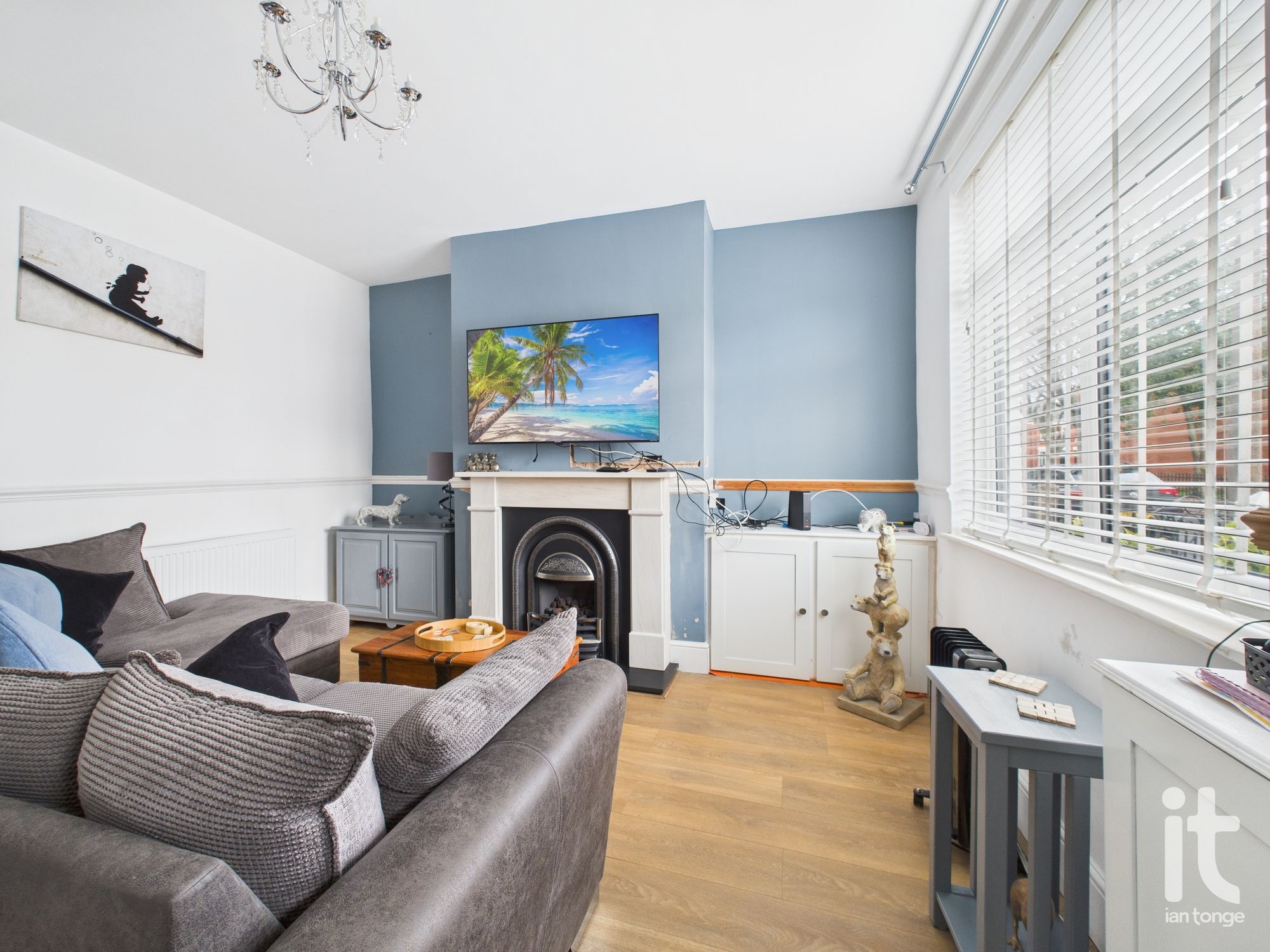 2 bedroom mid terraced house Under Offer in Stockport - Photograph 5.
