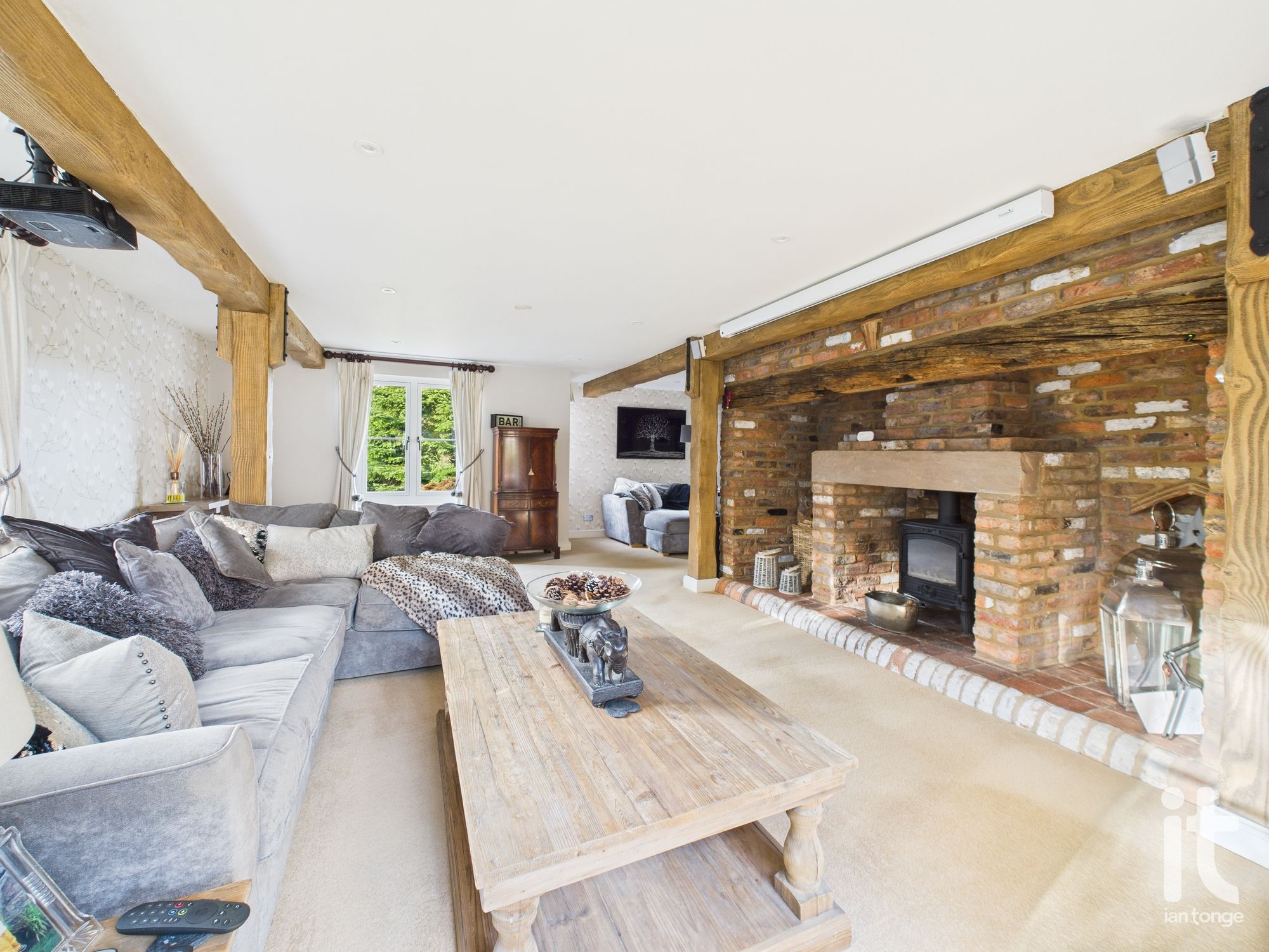 4 bedroom detached house SSTC in Hyde - Photograph 19.