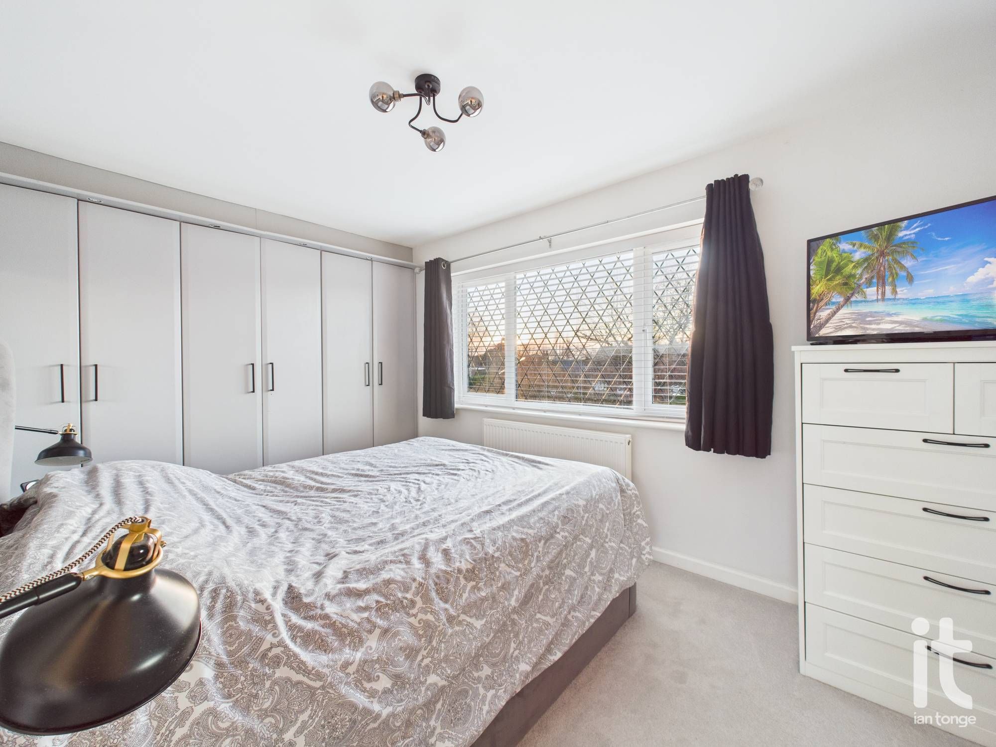 3 bedroom detached house Under Offer in Stockport - Photograph 12.