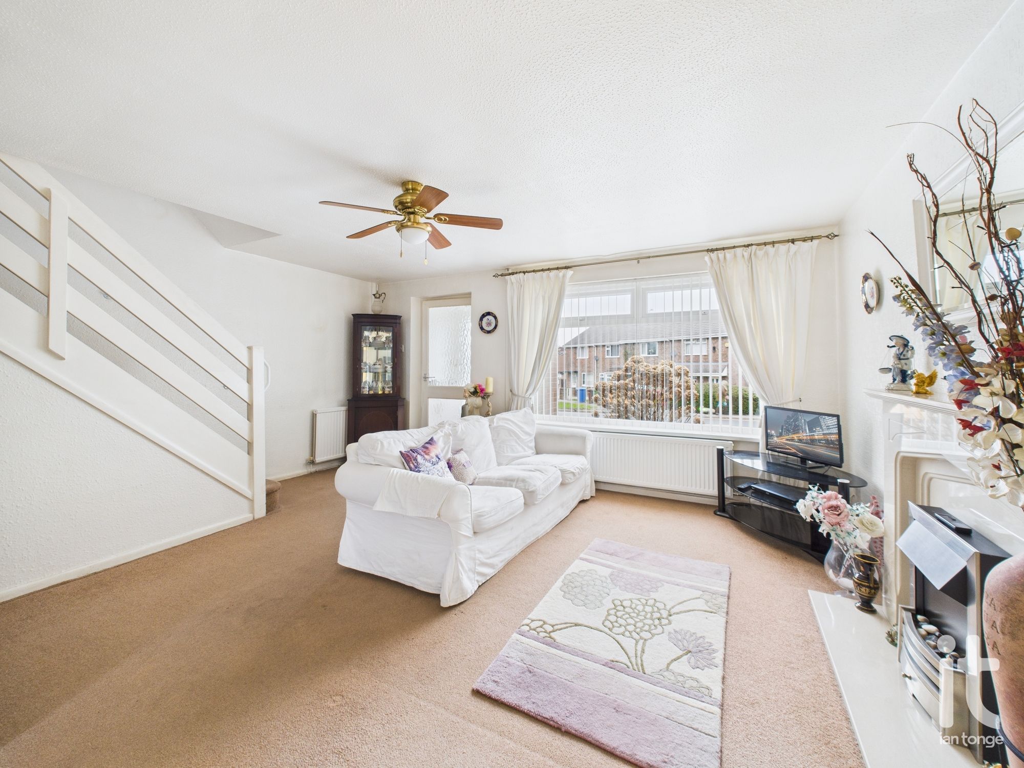 3 bedroom mid terraced house SSTC in Stockport - Photograph 6.